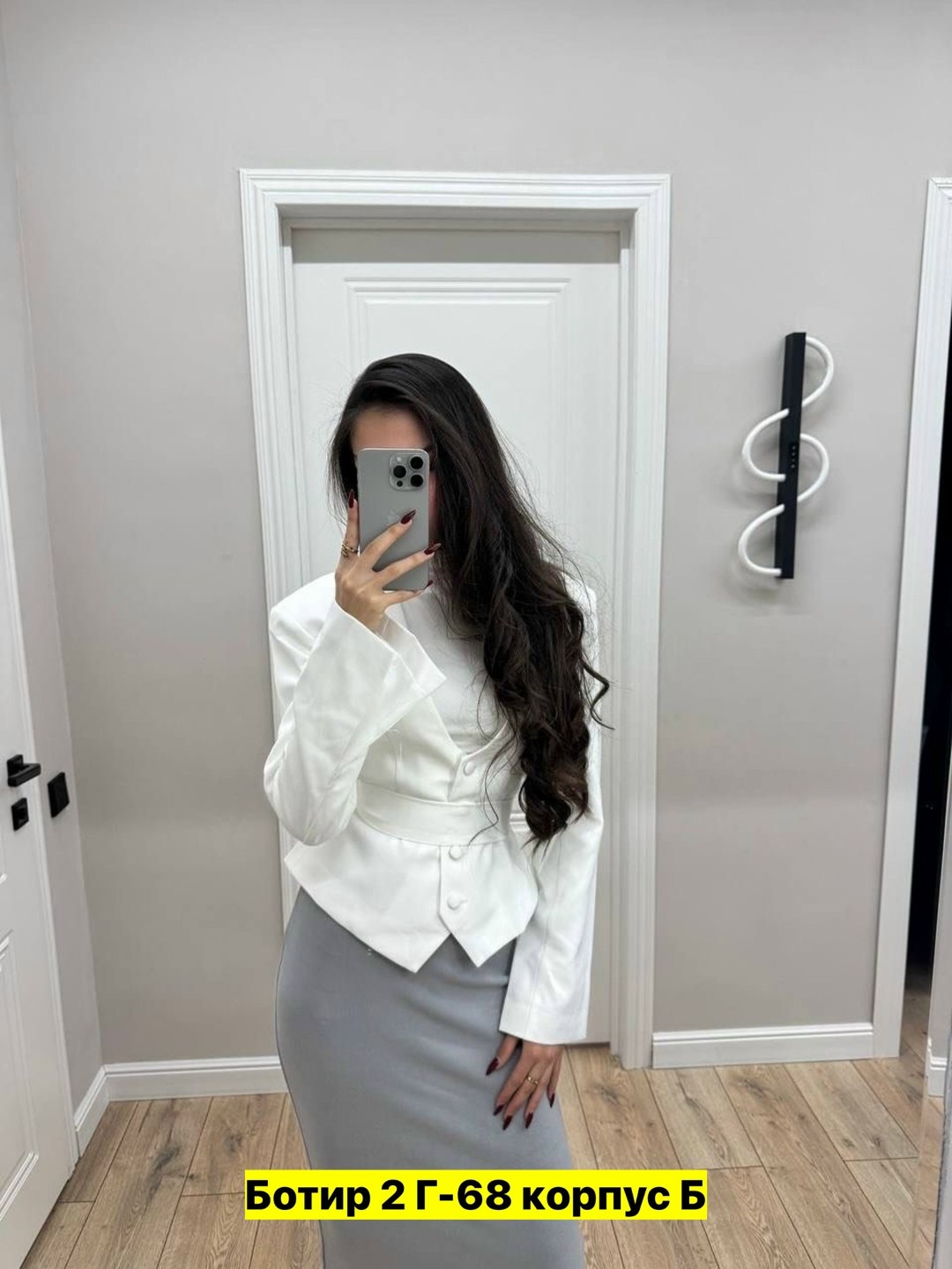 женский костюм с юбкой,костюм пиджак с юбкой,костюм с юбкой,костюм женский,белый костюм с юбкой