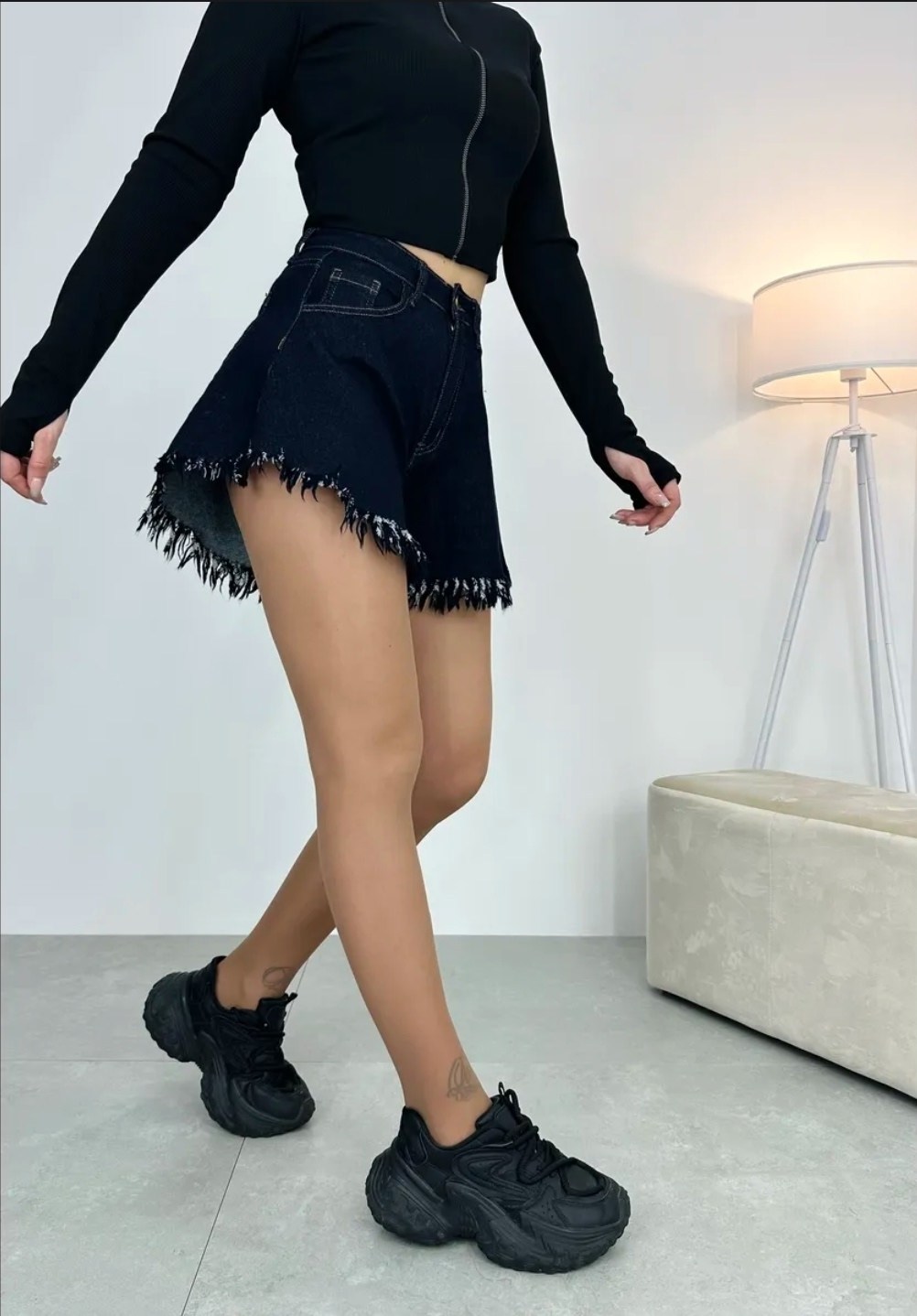 шорты черные koton с бахромой,женские джинсовые шорты с высокой талией,шорты джинсовые короткие с бахромой vanijo,джинсовые шорты с бахромой,шорты джинсовые женская