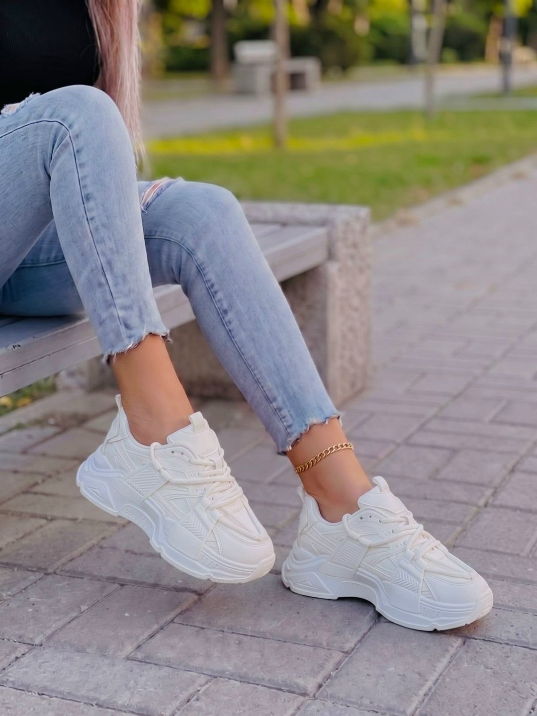 розовые кроссовки,женские кроссовки,розовые женские кроссовки,кроссовки для женщин,женские массивные кроссовки