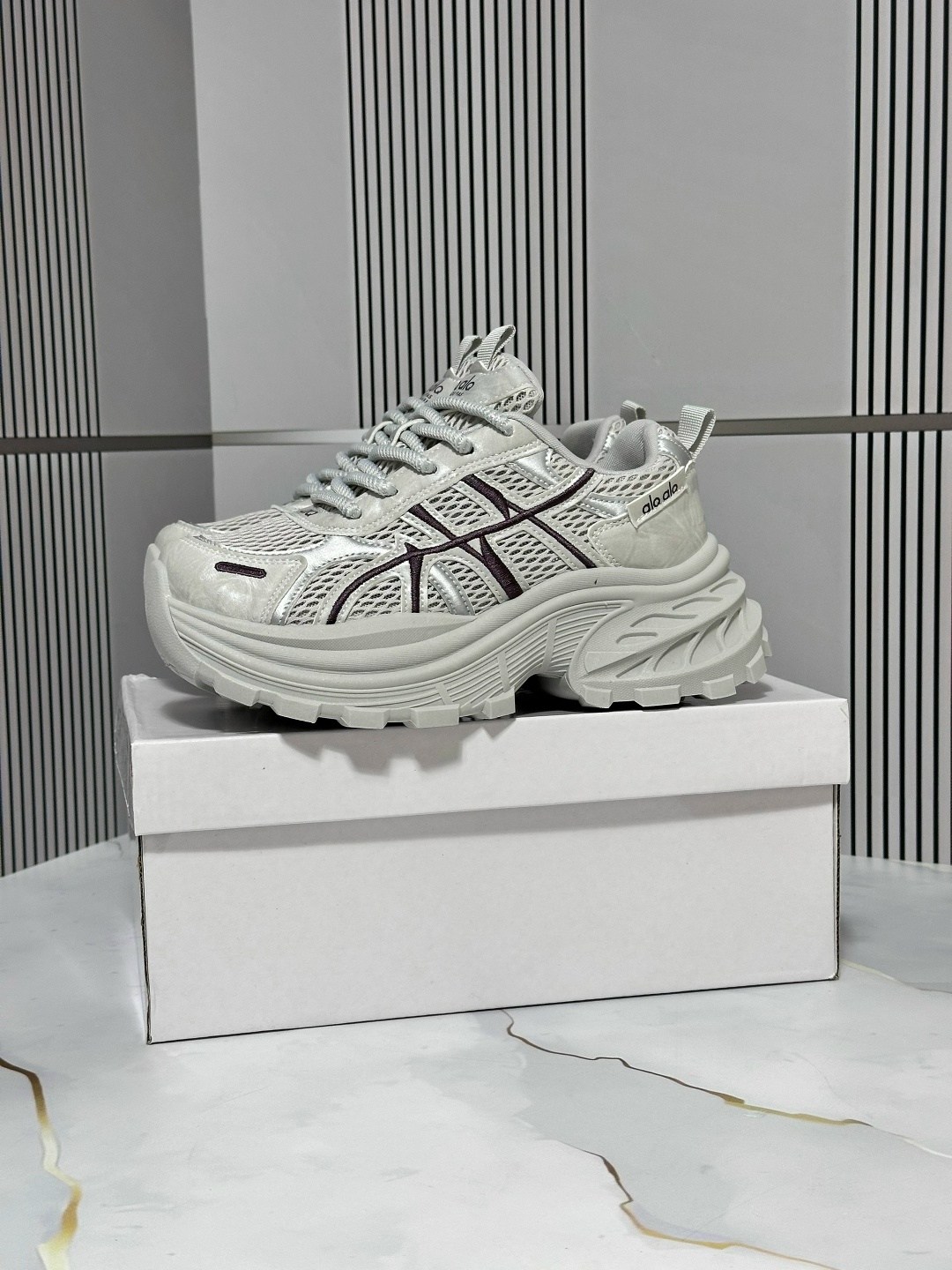 кроссовки женские,массивные кроссовки,кроссовки,кроссовки модные,массивные кроссовки женские