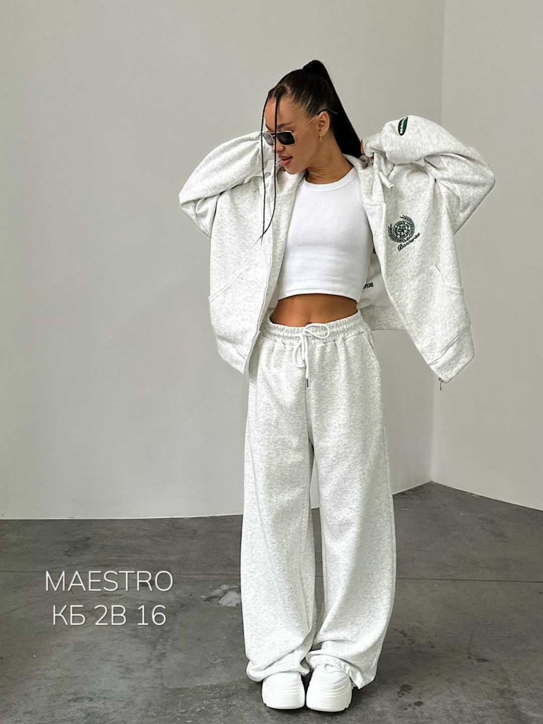 костюм спортивный,спортивный костюм женский на флисе,спортивные женские костюмы,серый костюм,женские костюмы