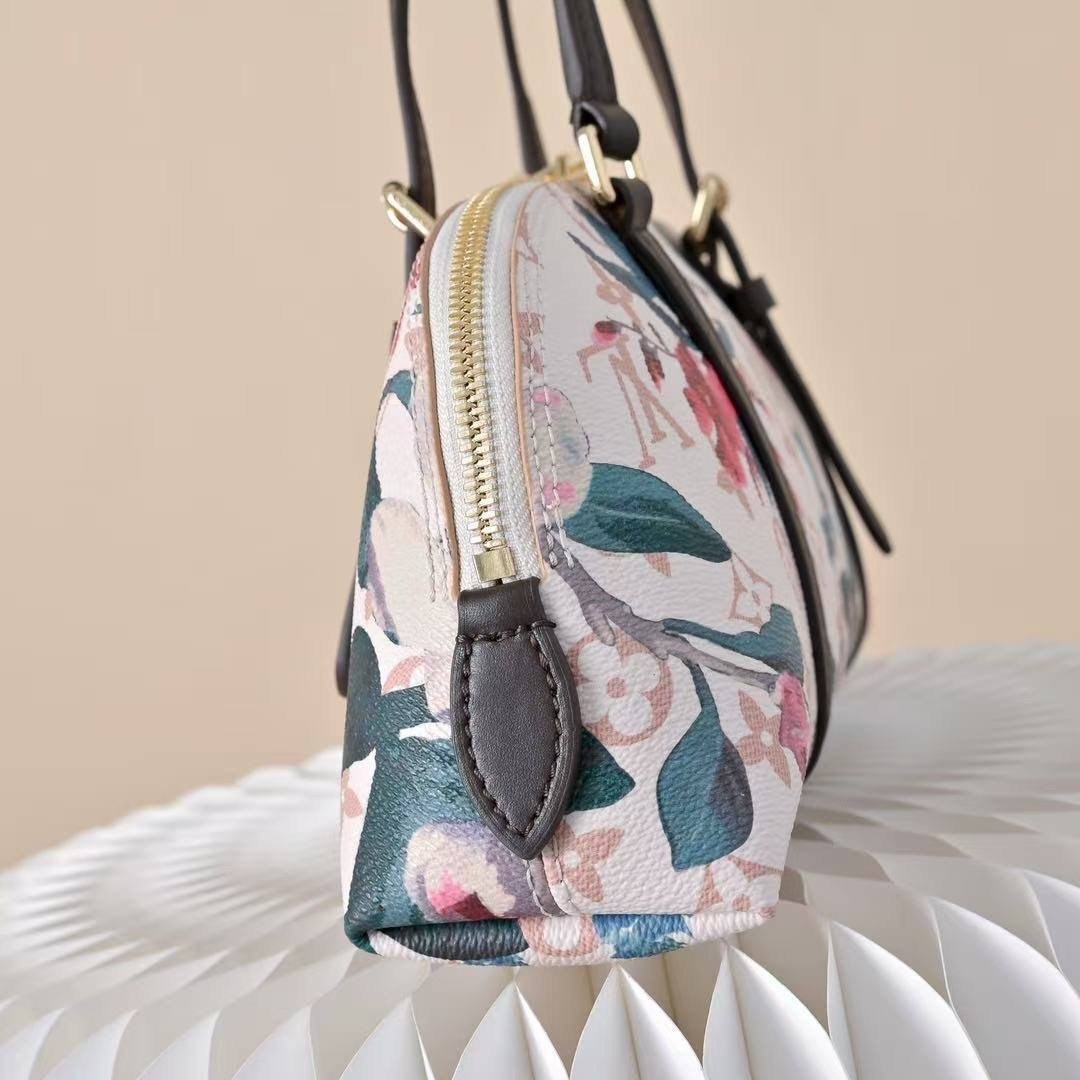 сумки,сумки женская,сумки альдо женские,сумки аксессуары,сумки из гобелена