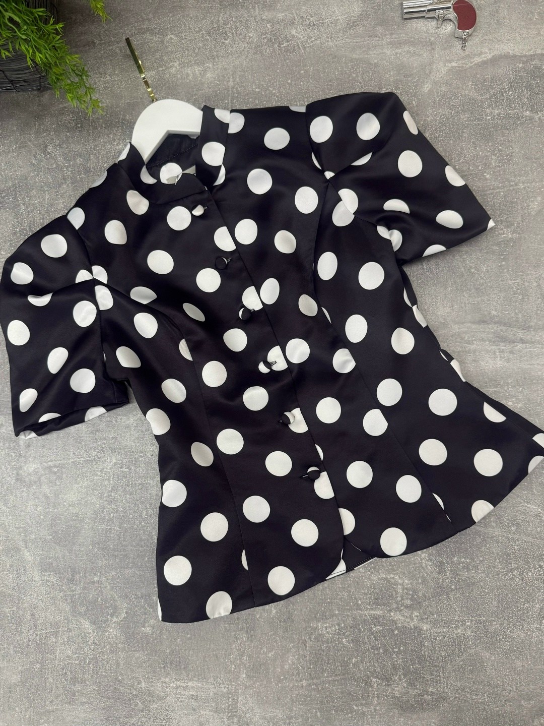 женская блузка,блузка стильная,модная блузка,женская блузка в горошек воротник,белая женская блузка