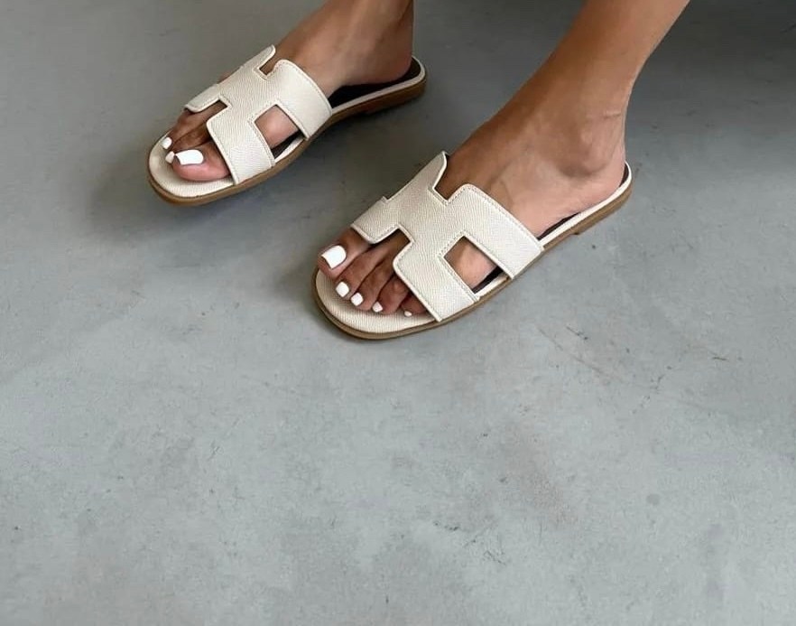 шлепки hermes женские,шлепки гермес женские,шлепки гермес,шлепки гермес белые,шлепки эрмес оран