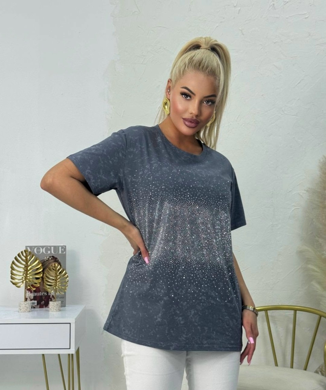 женская футболка,кофта женская,футболка оверсайз со стразам,футболки модные,одежда женская