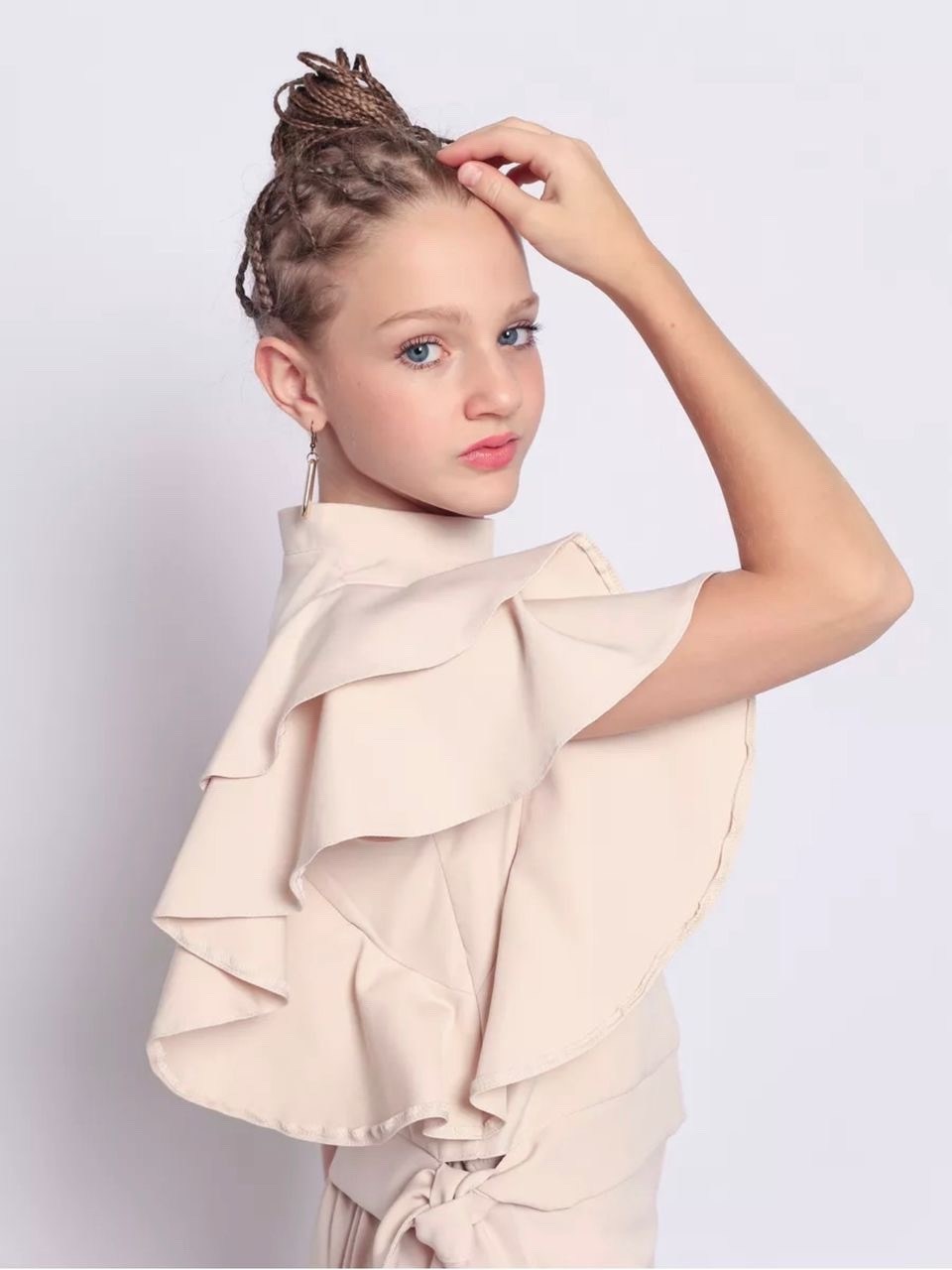 костюм с брюками,брючный костюм для девочек,брючный нарядный костюм,костюм нарядный брючный классический двойка апельсинчики,костюм для девочек