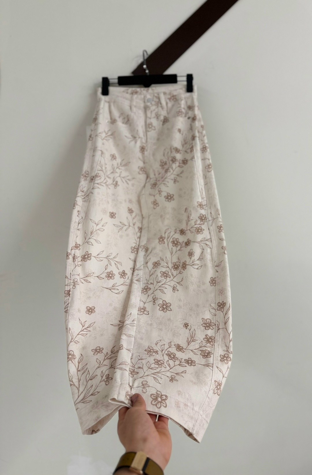 брюки для девочек,брюки с принтом,широкие брюки,белые брюки,брюки с широкими штанинами