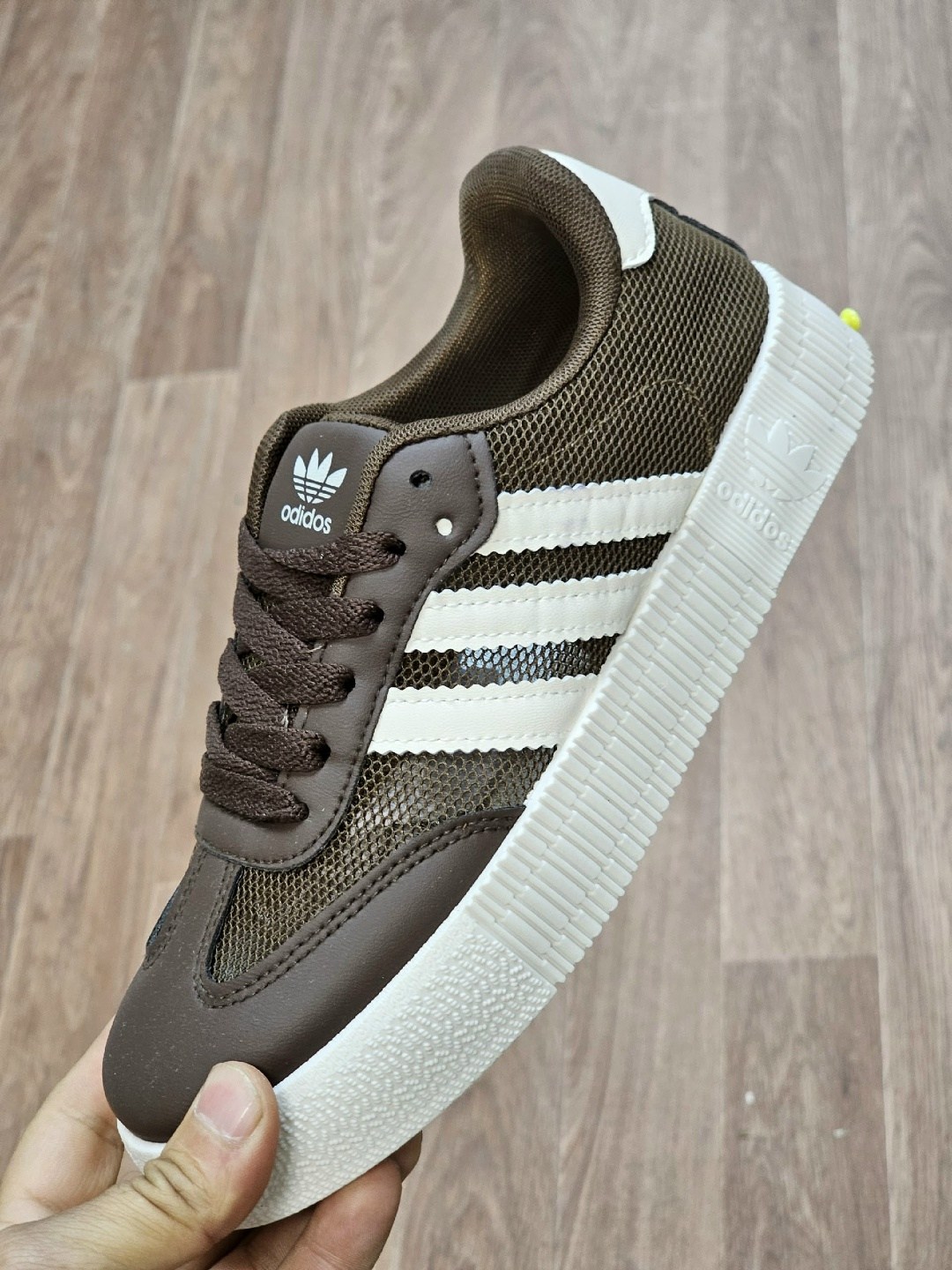 кроссовки adidas samba,кроссовки adidas,адидас самба белые,женские кроссовки adidas,кроссовки мужские женские adidas