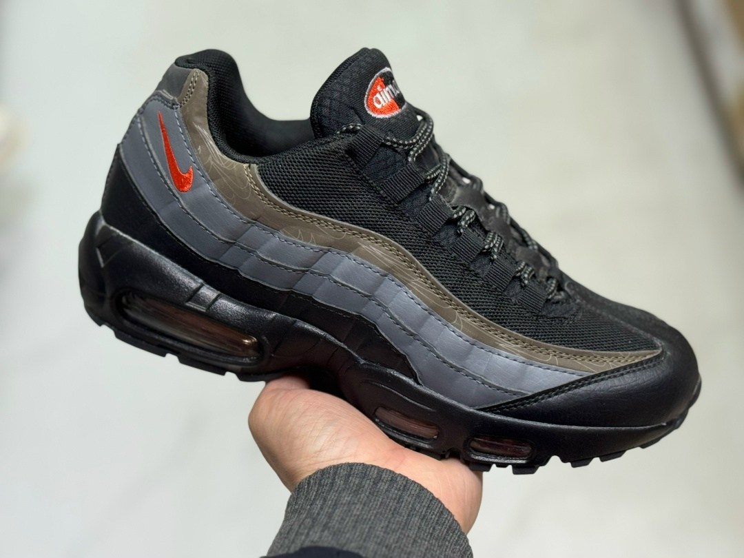 кроссовки nike air max 95,спортивная ,nike air max 95,кроссовки,nike air max 95 black