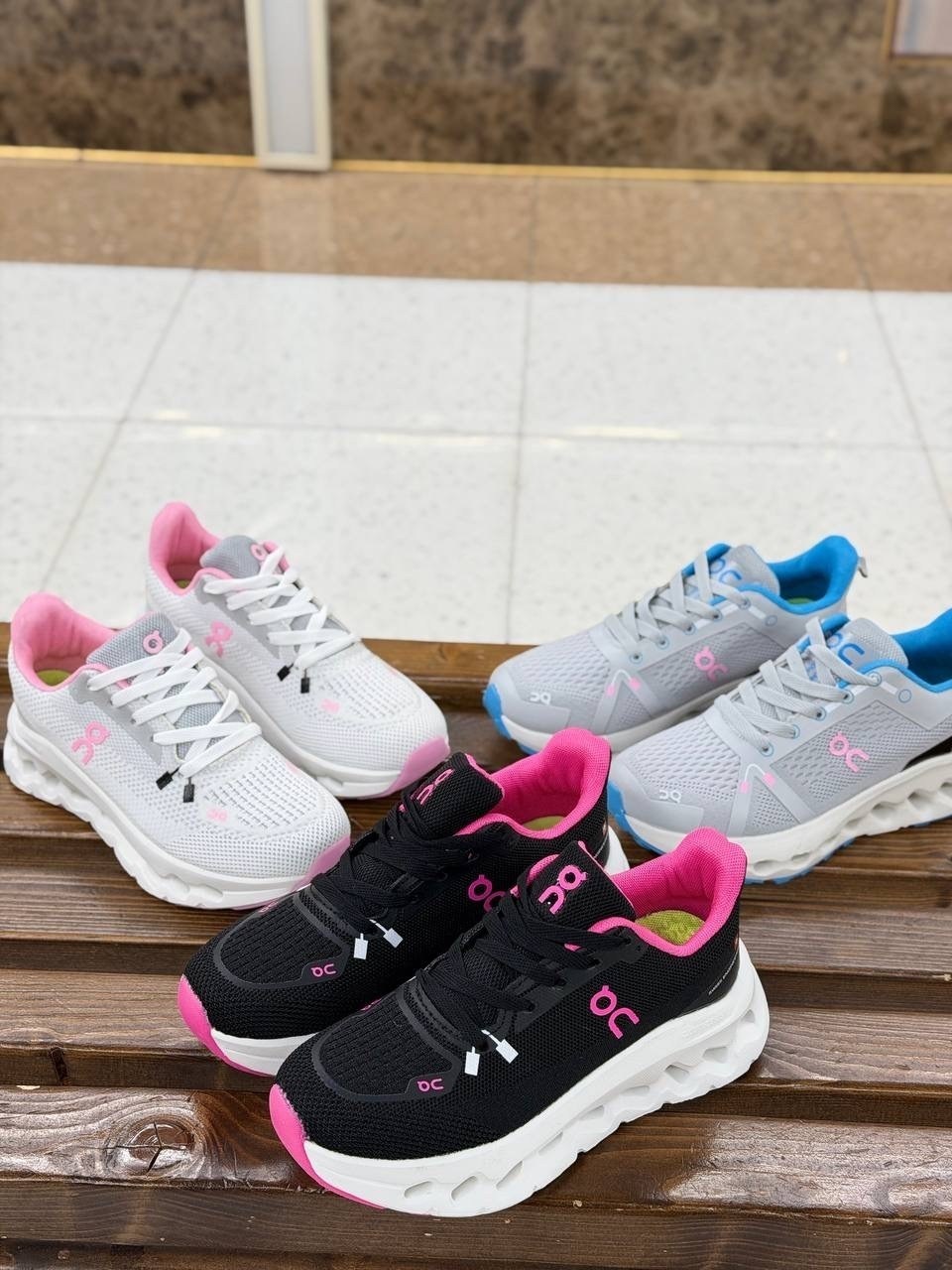 кроссовки,женские кроссовки,,спортивная ,спортивные кроссовки