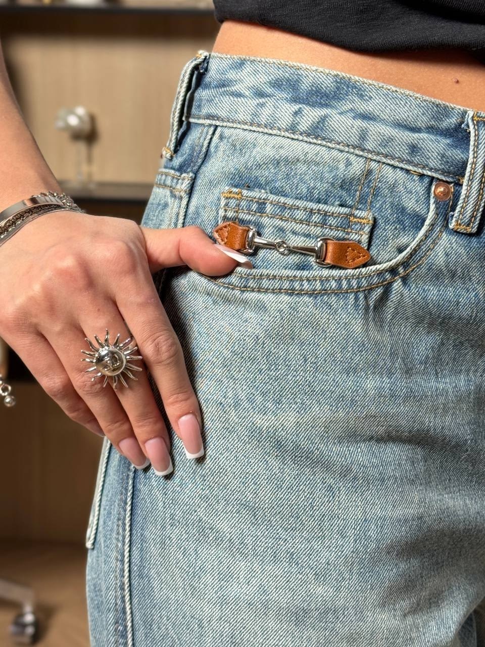 джинсы широкий,женские широкие джинсы,стильные джинсы,женские джинсы,прямые джинсы