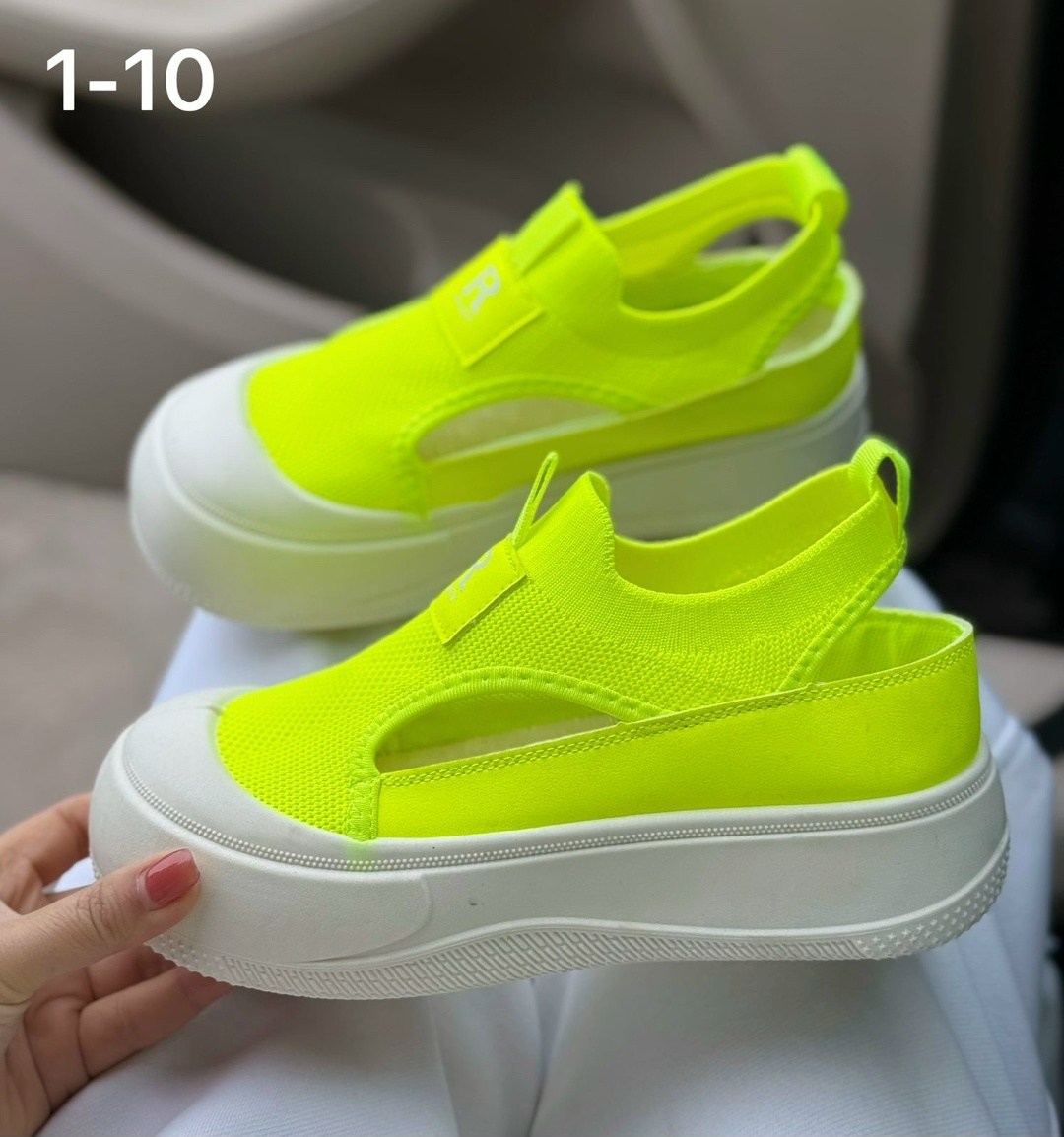 ,женские кроссовки,женская ,кроссовки на плоской подошве,обуви