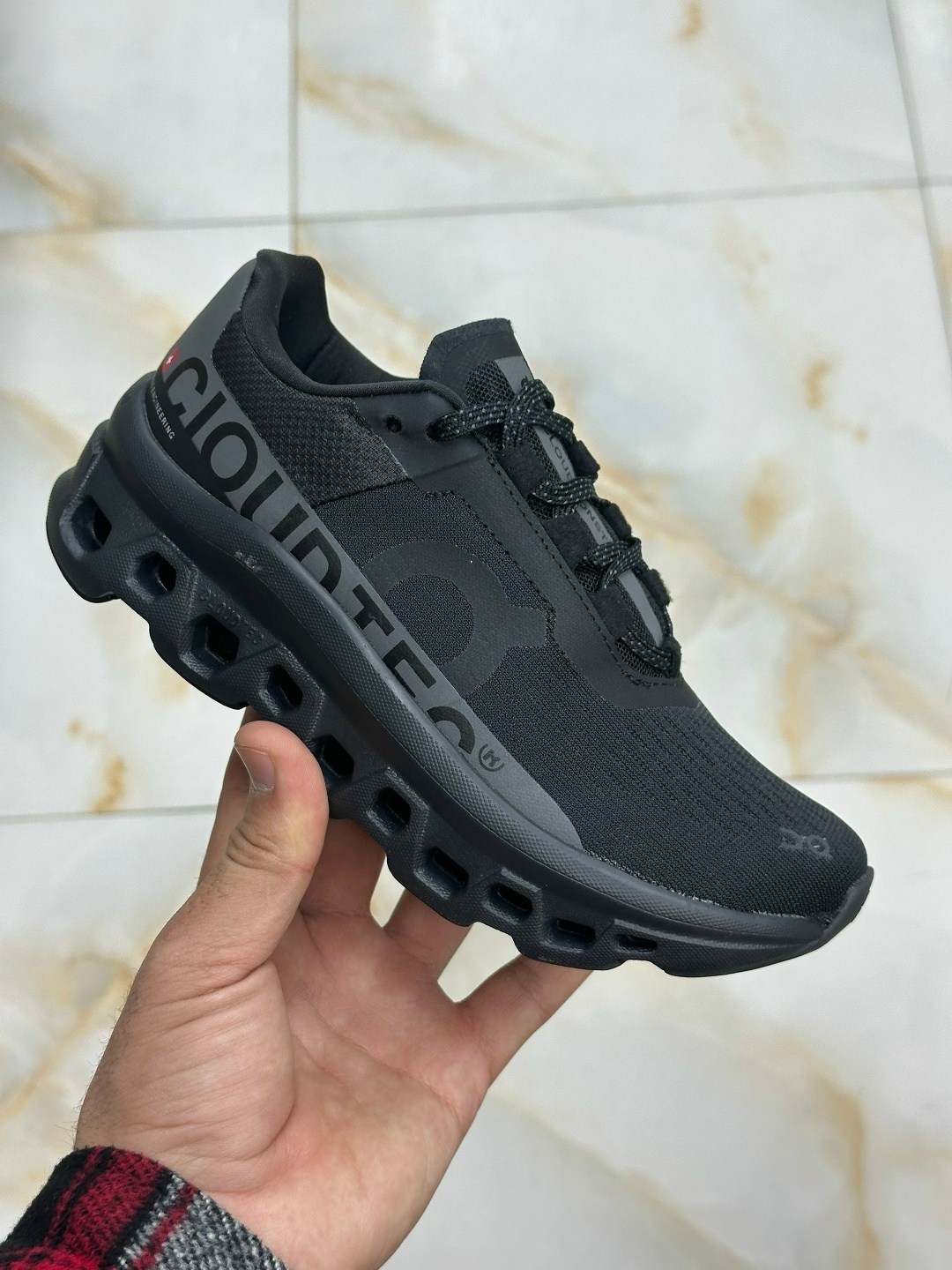 кроссовки,кроссовки on cloudmonster,кроссовка мужской,мужские кроссовки,кроссовки брендовые