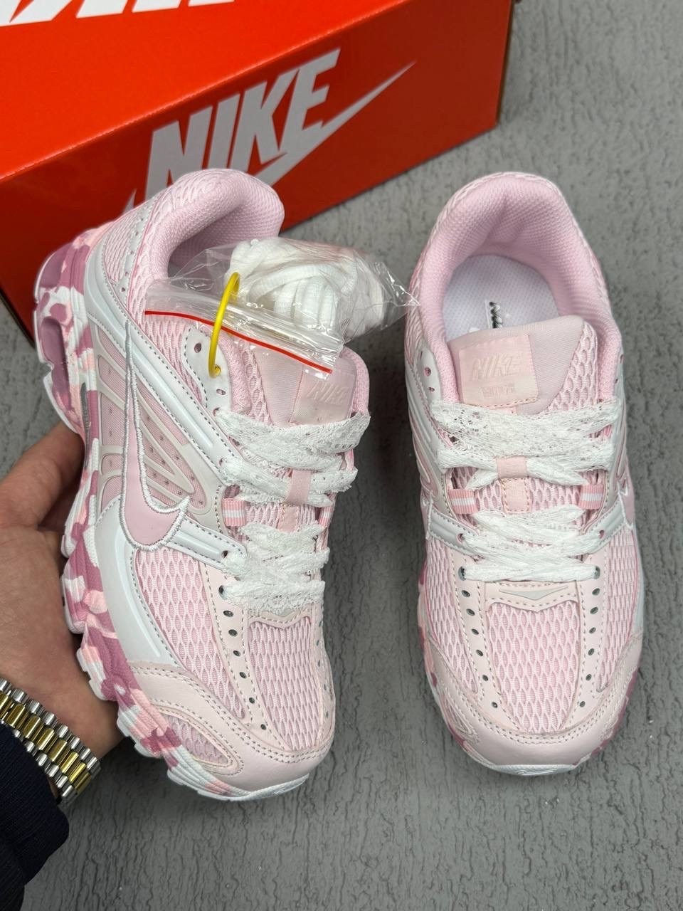 кроссовки nike zoom vomero 5,кроссовки,женские кроссовки nike,nike кроссовки,женские кроссовки