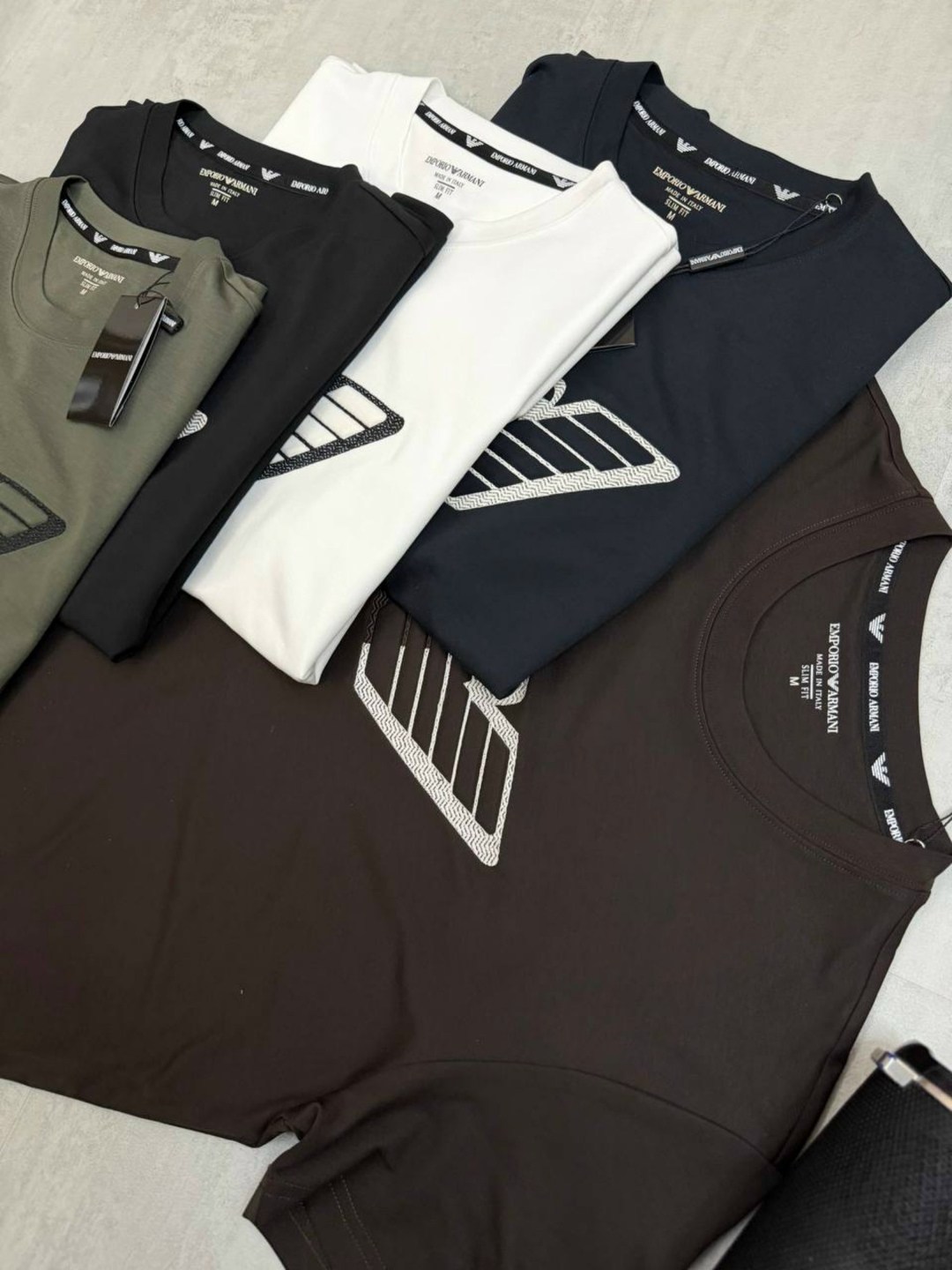 футболки мужские,футболка emporio armani,футболка,мужские футболки emporio armani,футболки для мужчин