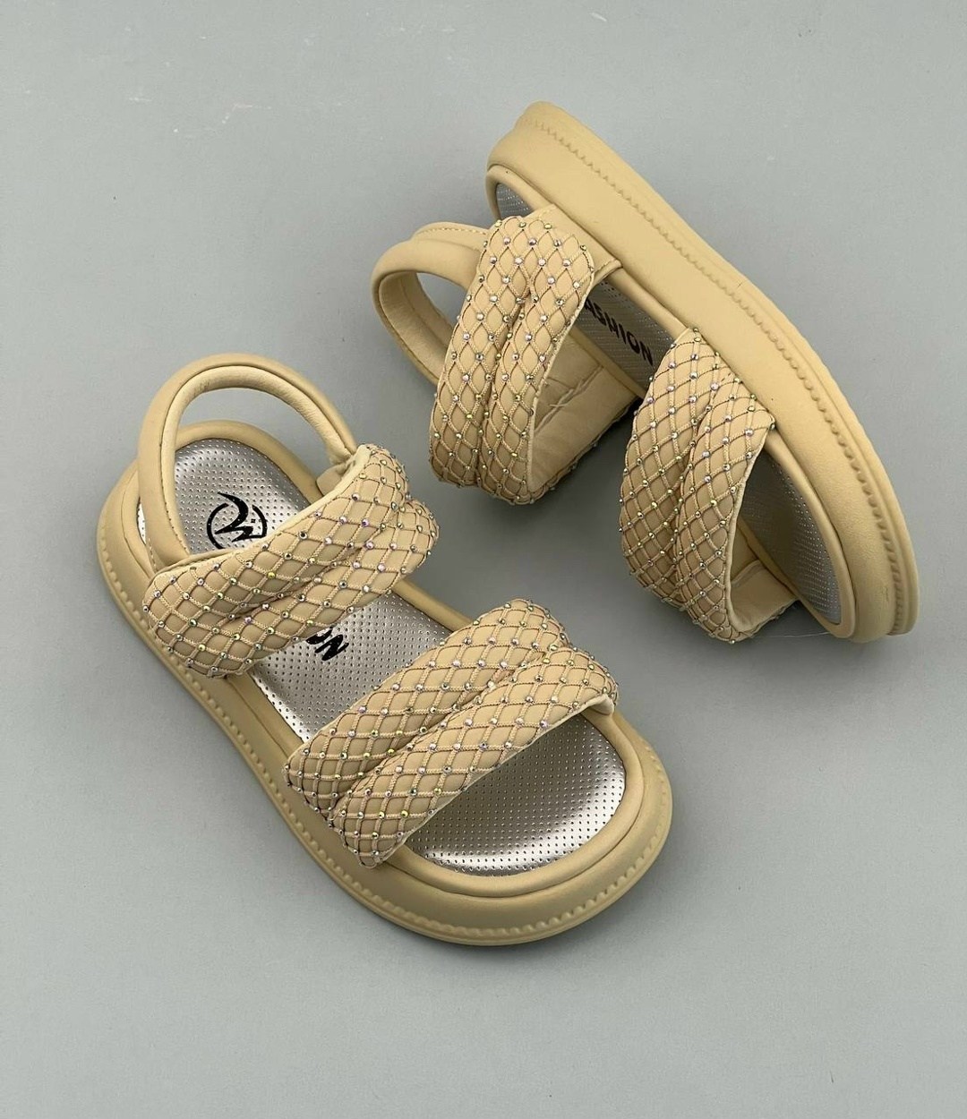 сандалии для девочек,сандалии для девочек летние,сандалии модные,детские сандалии,сандалии