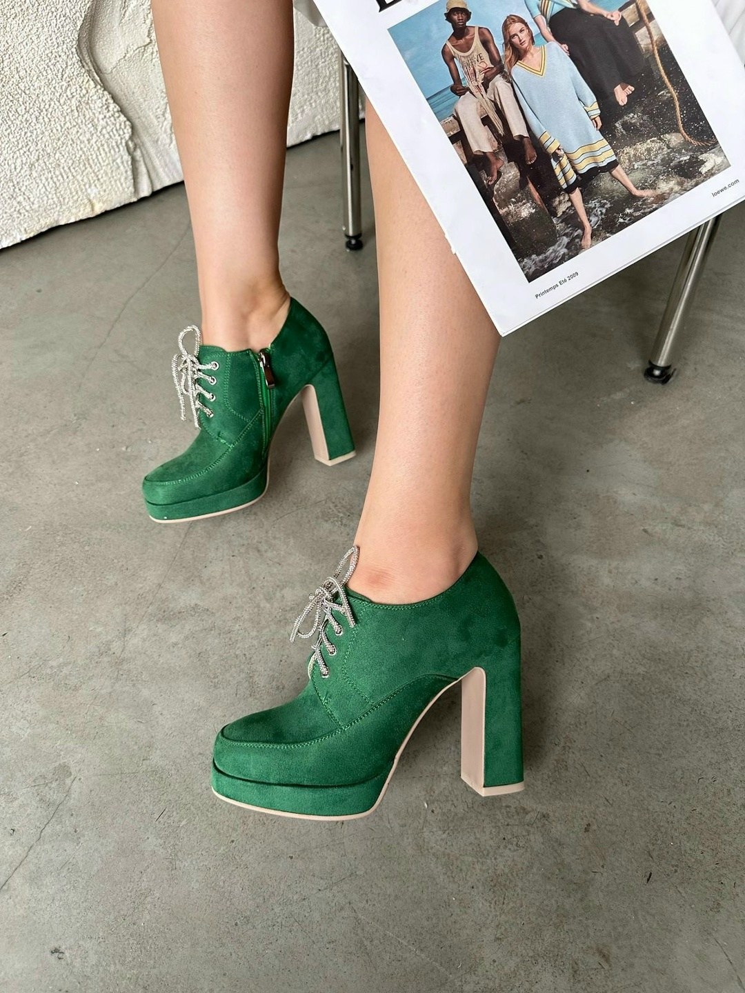 ,зеленые ботильоны,платформа ,обуви,зеленые туфли на низком каблуке