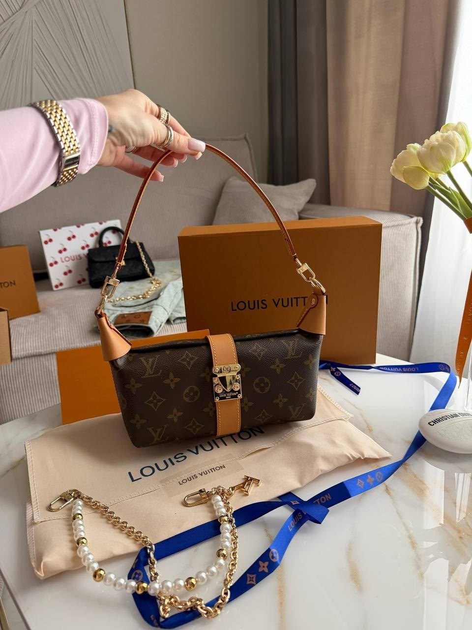 lv louis vuitton женская модная классическая сумка через плечо,louis vuitton сумка на плечо,сумка louis vuitton,louis vuitton женская сумка,louis vuitton сумка на плечо кросс-боди
