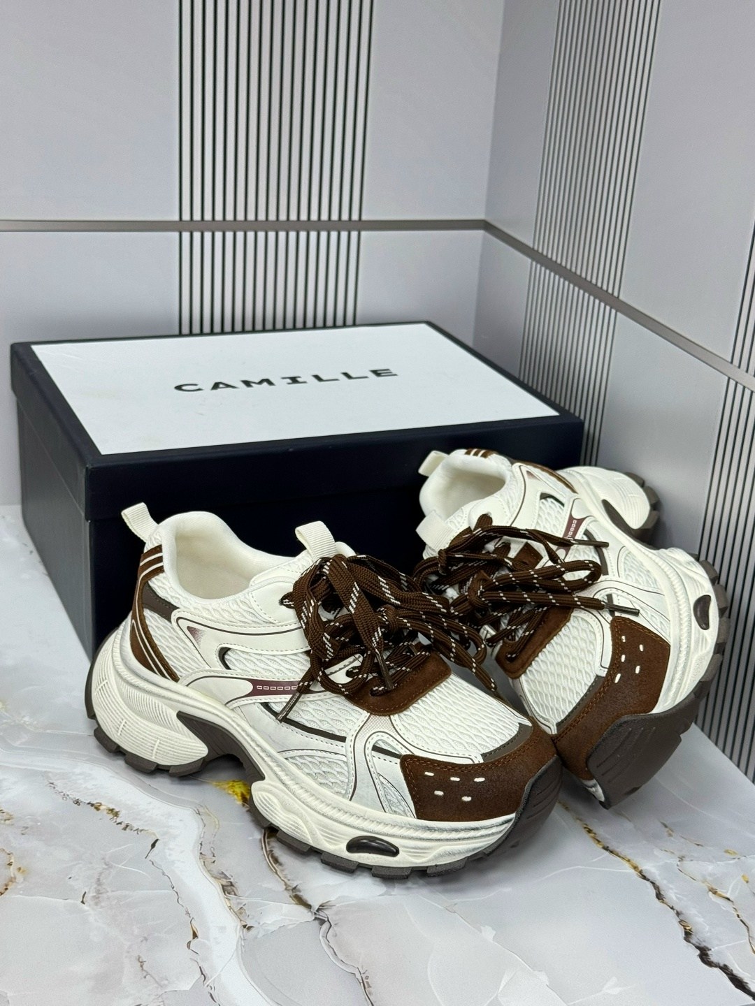 ,женские кроссовки,кроссовки женские balenciaga,кроссовки модные,спортивная