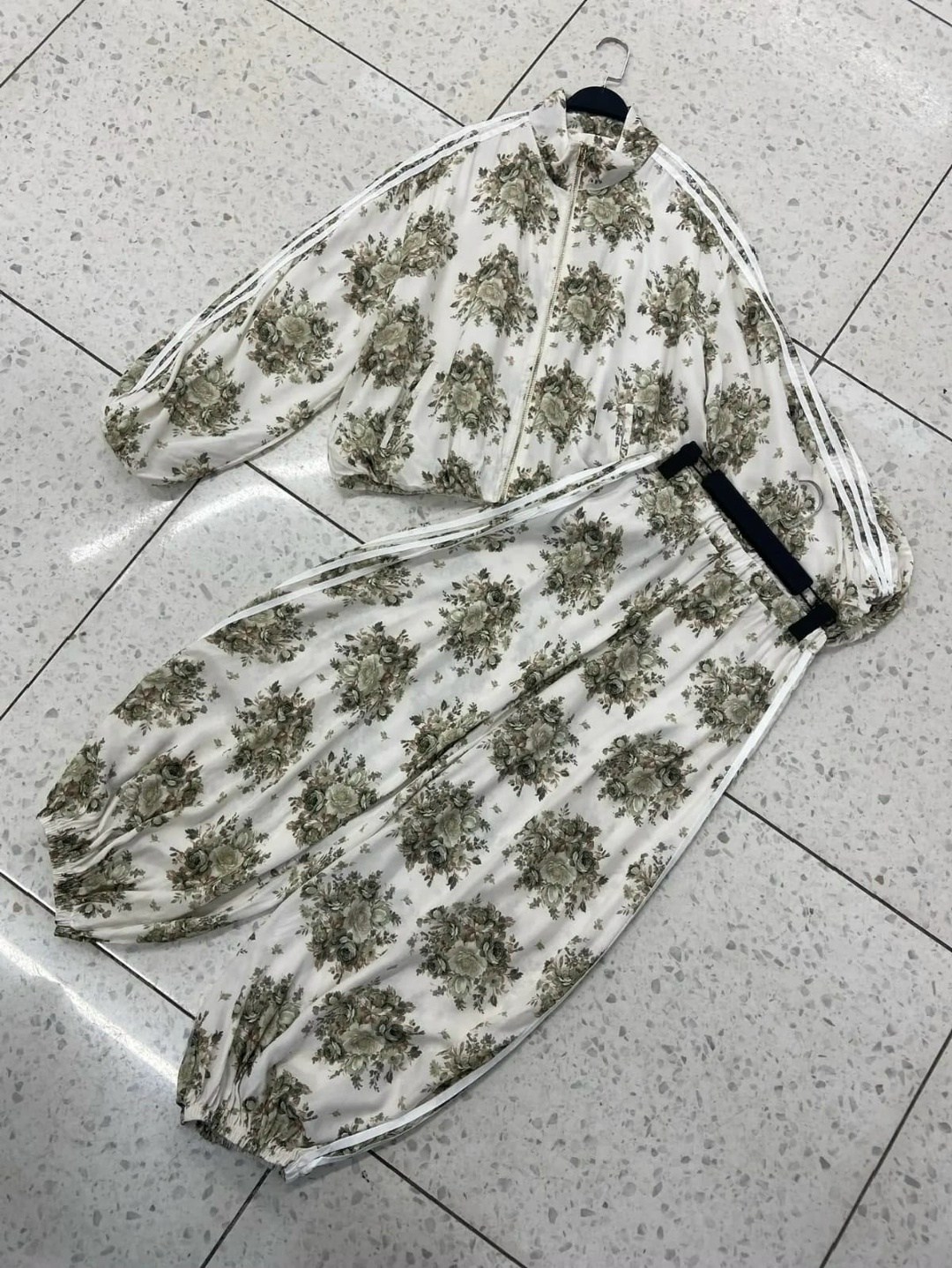 спортивные костюмы,комплект костюм,женский костюм,костюм