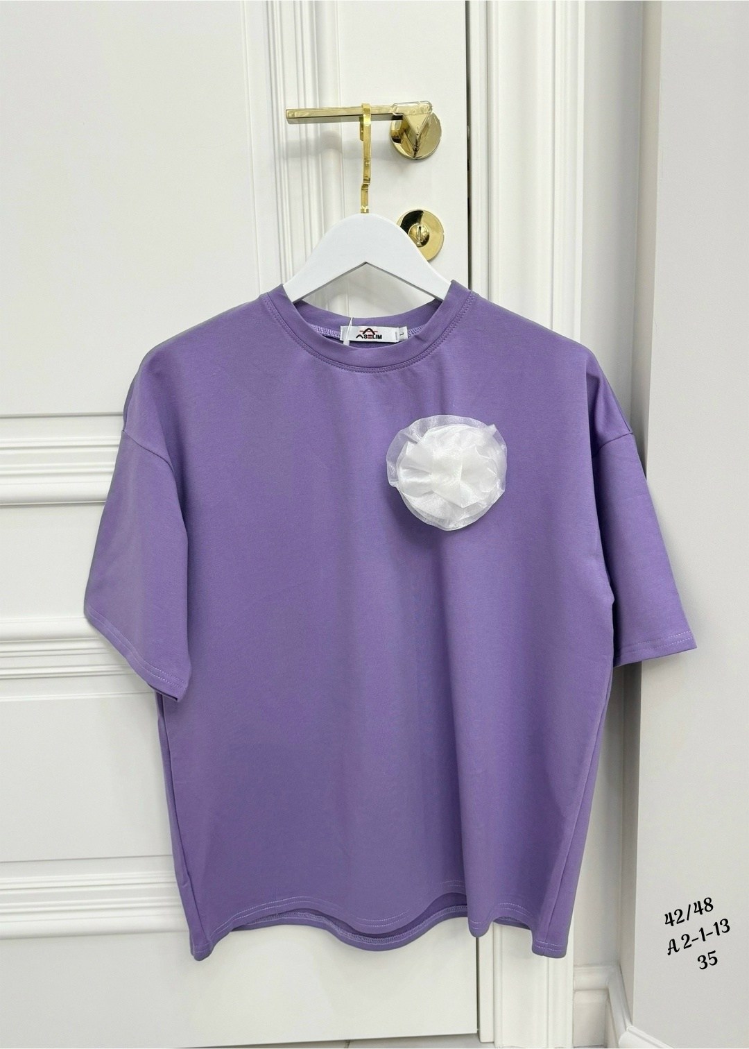 футболка с розочками,футболка свободного кроя,женская футболка,футболка с цветами,футболка женская розовая