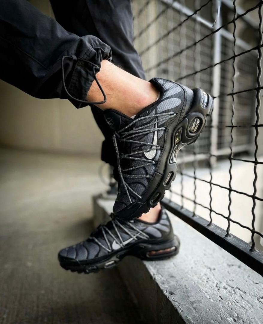 кроссовки nike air max plus tn,nike air max tn plus black,nike air max tn plus,кроссовки,кроссовки nike air max plus