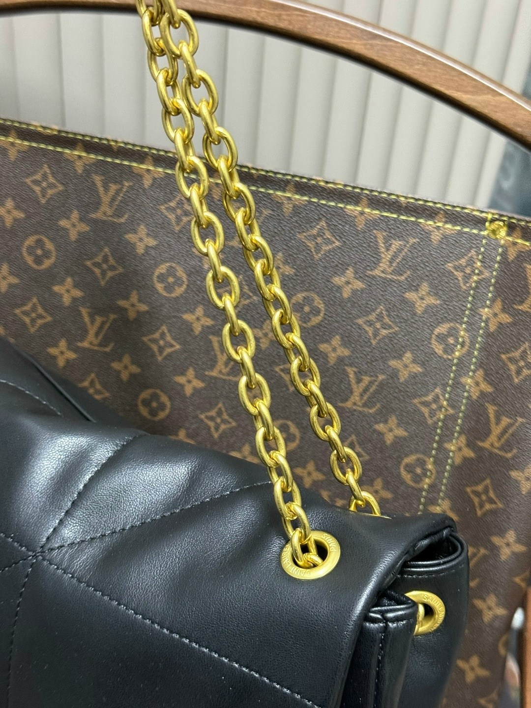 yves saint laurent сумка на плечо,сумка yves saint laurent,saint laurent сумка на плечо,сумка женская yves saint laurent,saint laurent сумка