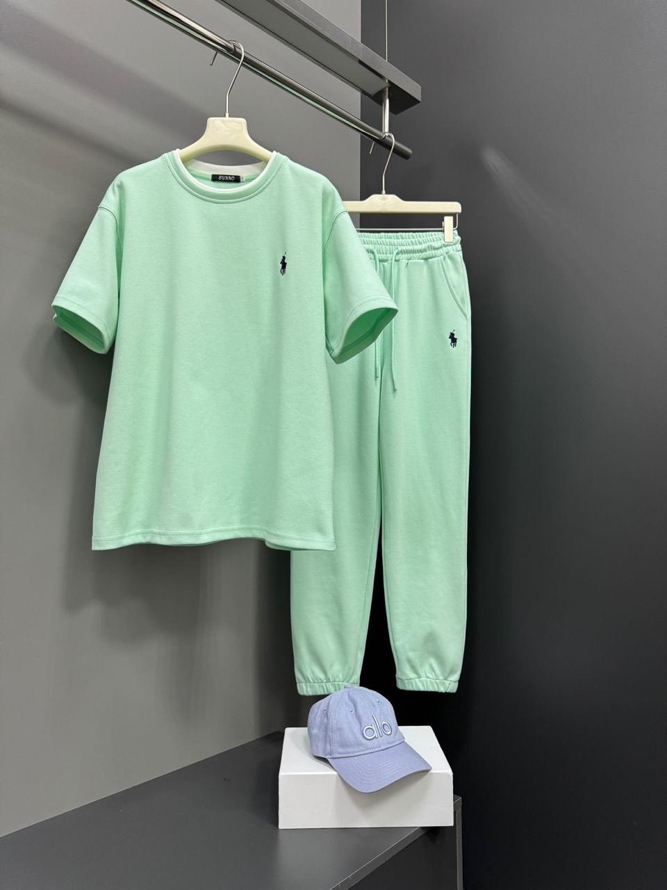 костюм повседневный,летние костюмы,спортивные костюмы,костюм классический спорт шик,костюм стильный