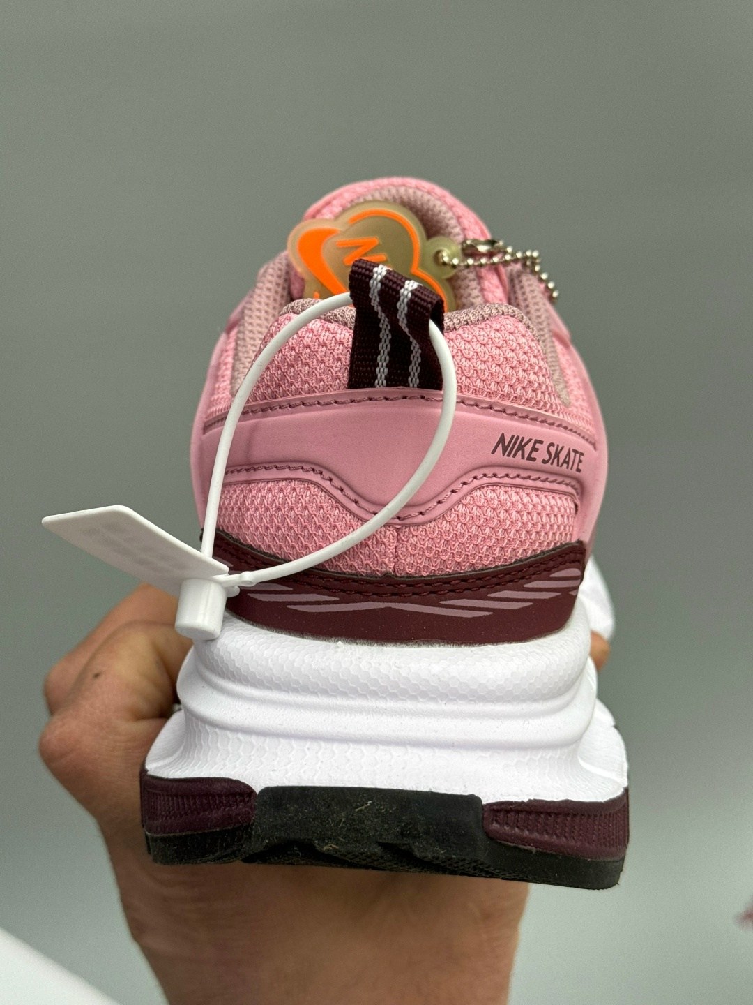 женские кроссовки,кроссовки,кроссовки nike,женские кроссовки nike,спортивная