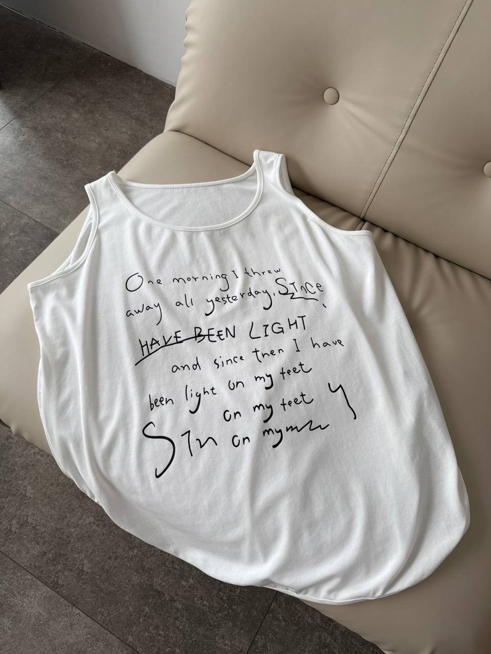 стильные джинсы,женская кофта,женская футболка,