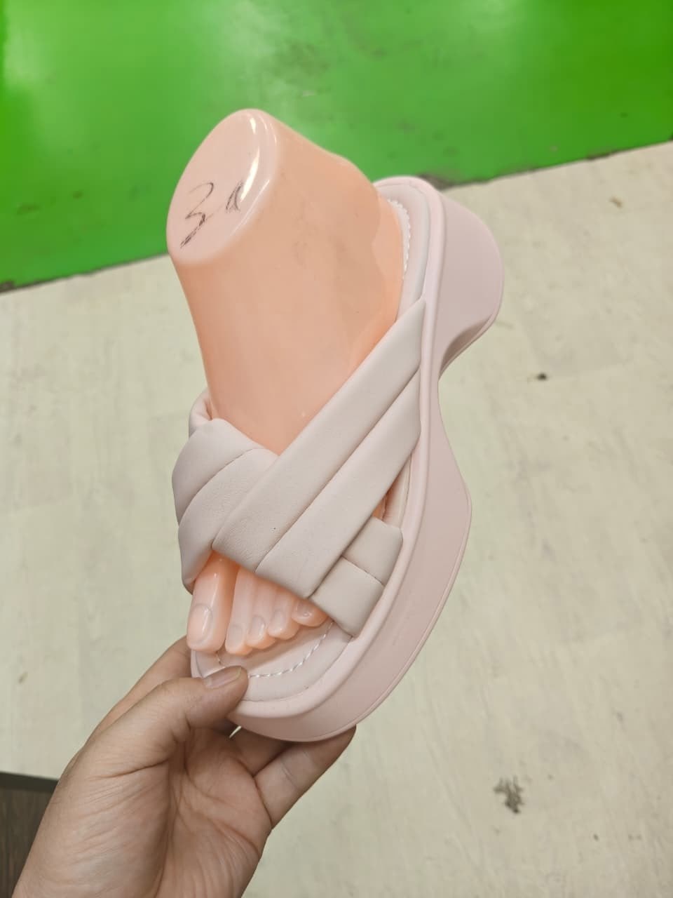 ,женские босоножки,босоножки спортивные,босоножки спортивные женские,модные босоножки