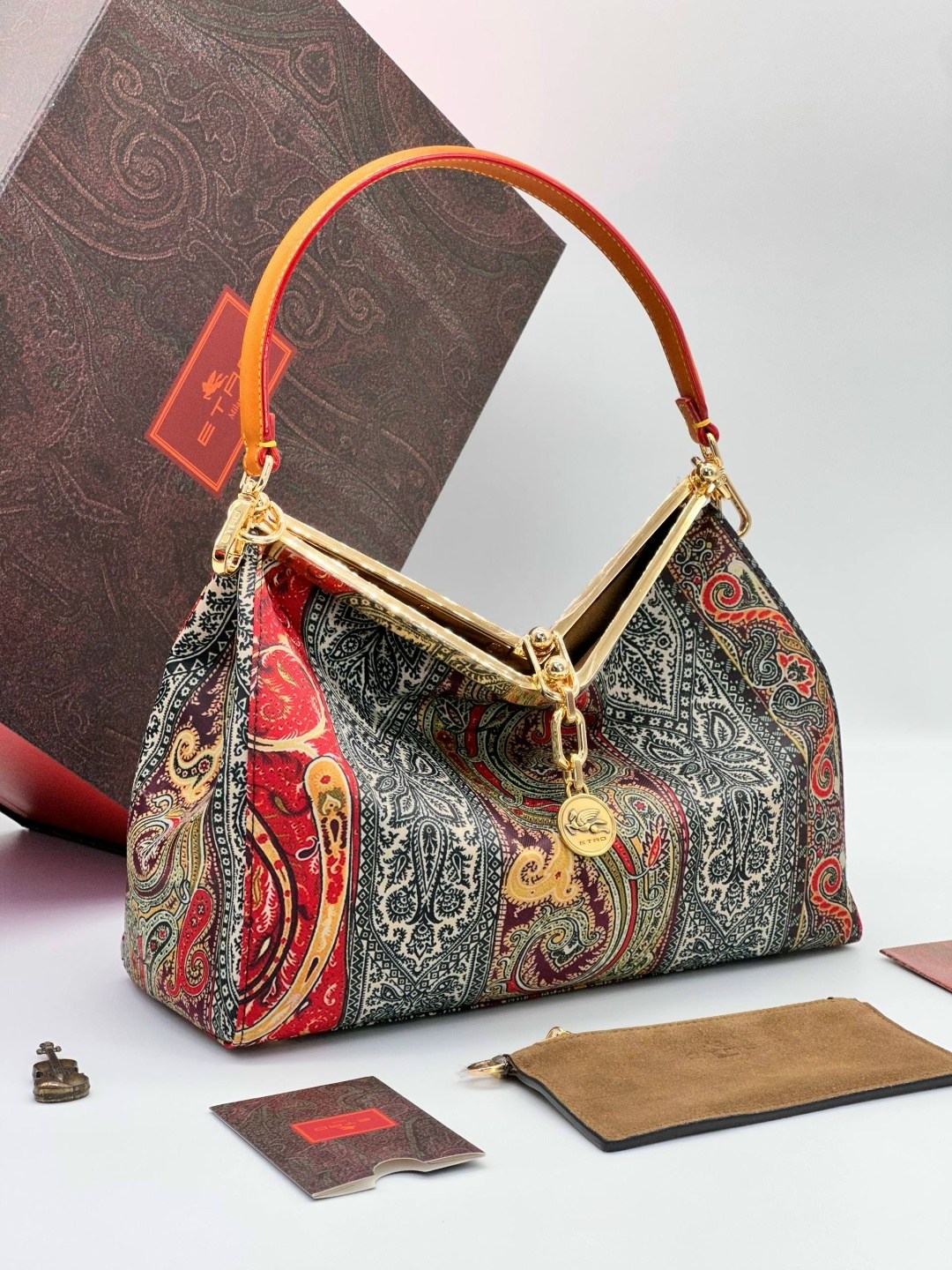 сумка,сумочки,женская сумка,etro сумка,дизайнерская сумка