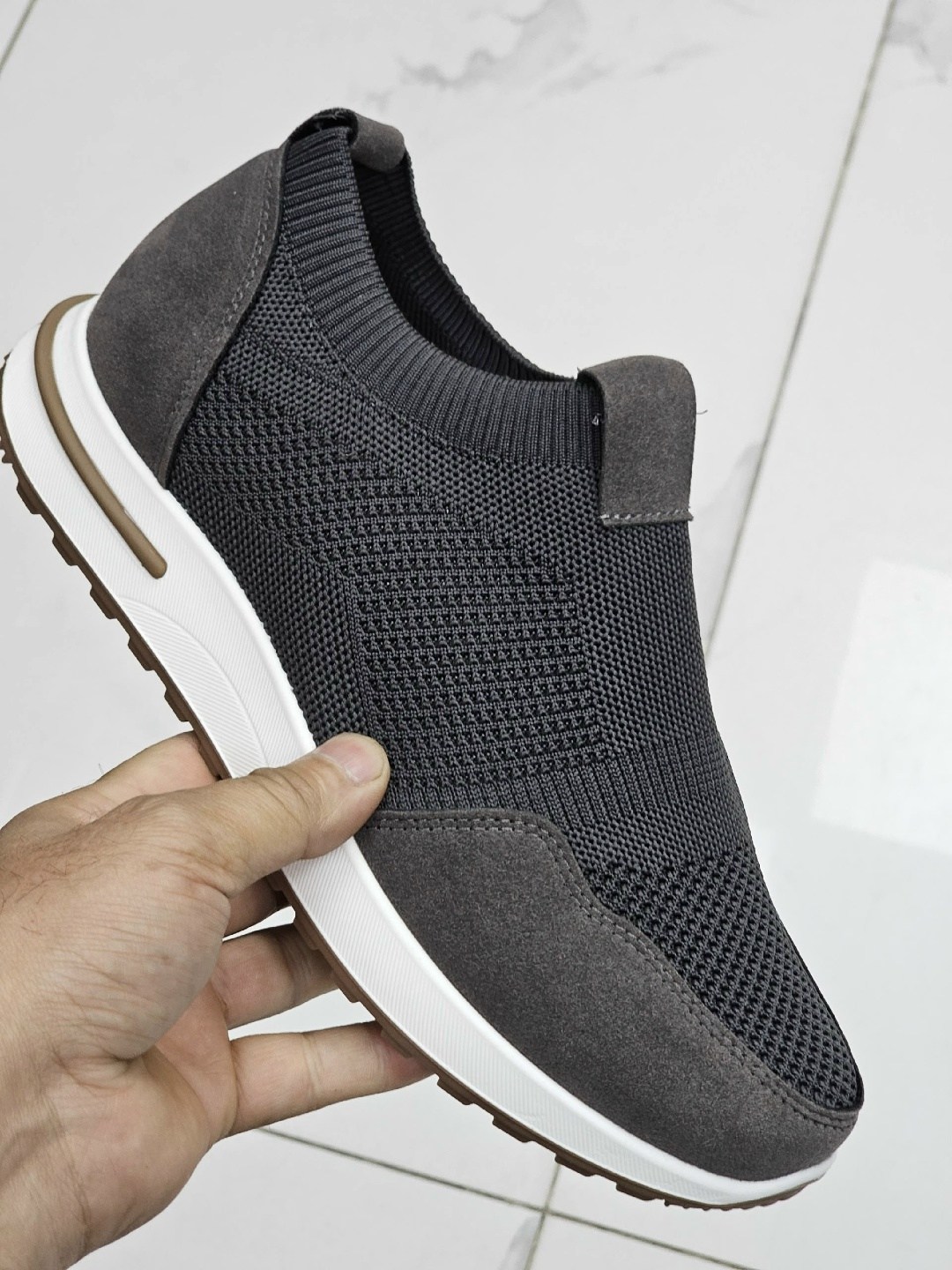 ,кроссовка мужской,мужские кроссовки,кроссовки армани,спортивная