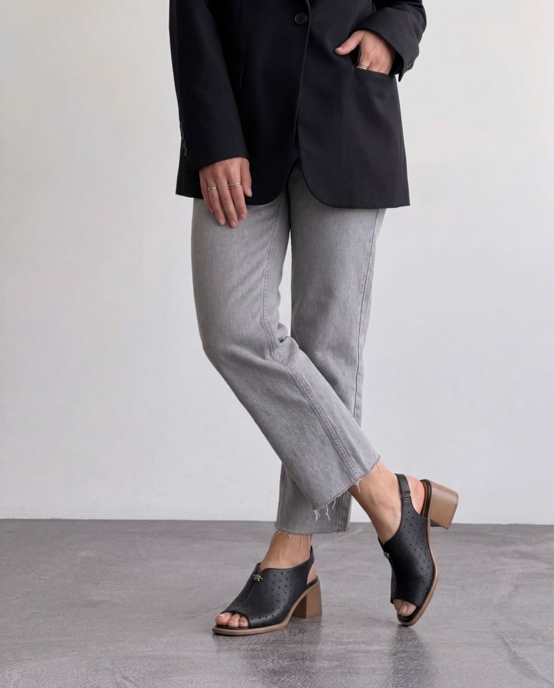 женские босоножки,босоножки на каблуках,сандалии на каблуке,высокие босоножки,черные босоножки