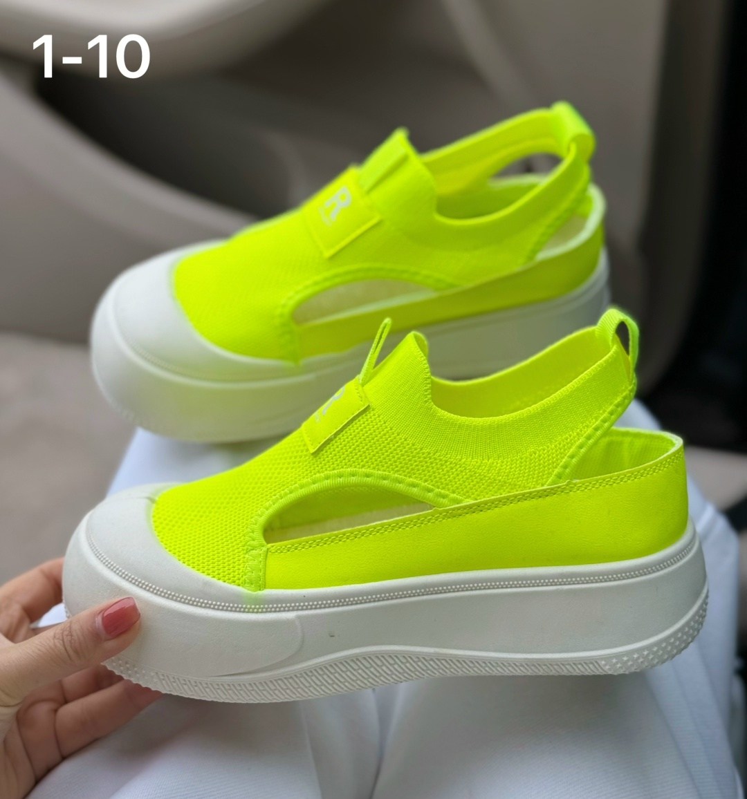 ,женские кроссовки,стильные босоножки,женская ,кроссовки модные женские