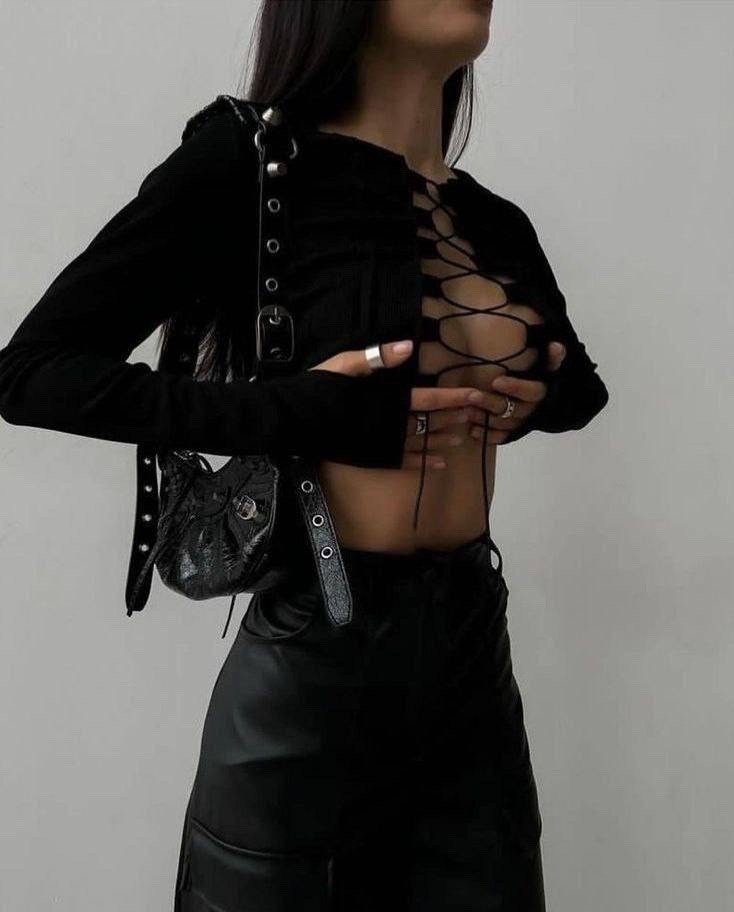 стильные костюмы,кофта с завязками,топ кофта,боди со шнуровкой спереди,женские блузки