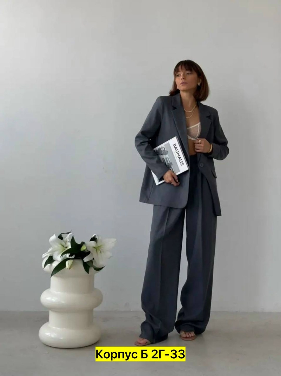 брючный костюм,брючный костюм женский,брючный костюм двойка ann-a236t590,брючный костюм черный,костюм брючный двойка классический