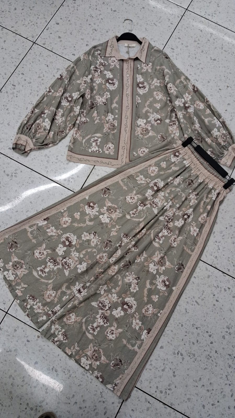 летние костюмы,женский костюм,шелковый костюм,костюм в пижамном стиле,костюм из шелка