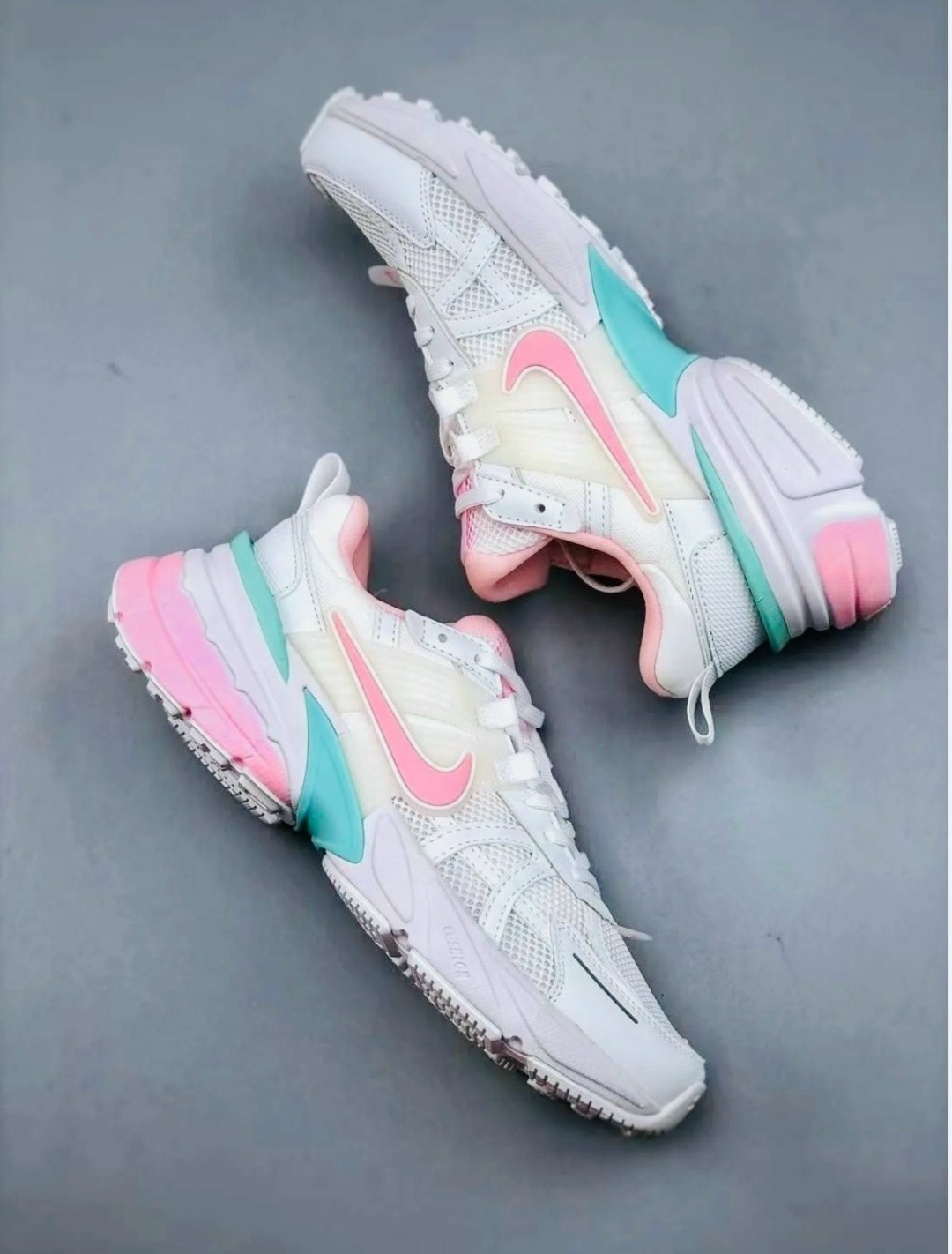 кроссовки nike,женские кроссовки nike,кроссовки,кроссовки nike v 2 k run,найки кроссовки женские