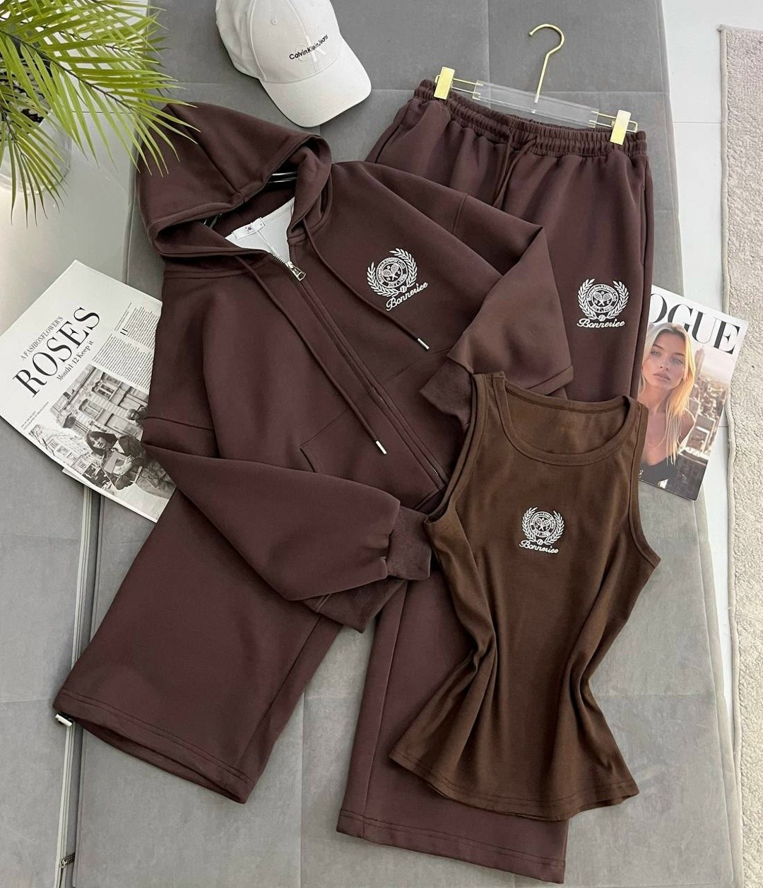 спортивный костюм,спортивный костюм женский,костюм женский на флисе,костюм на флисе,женский костюм тройка