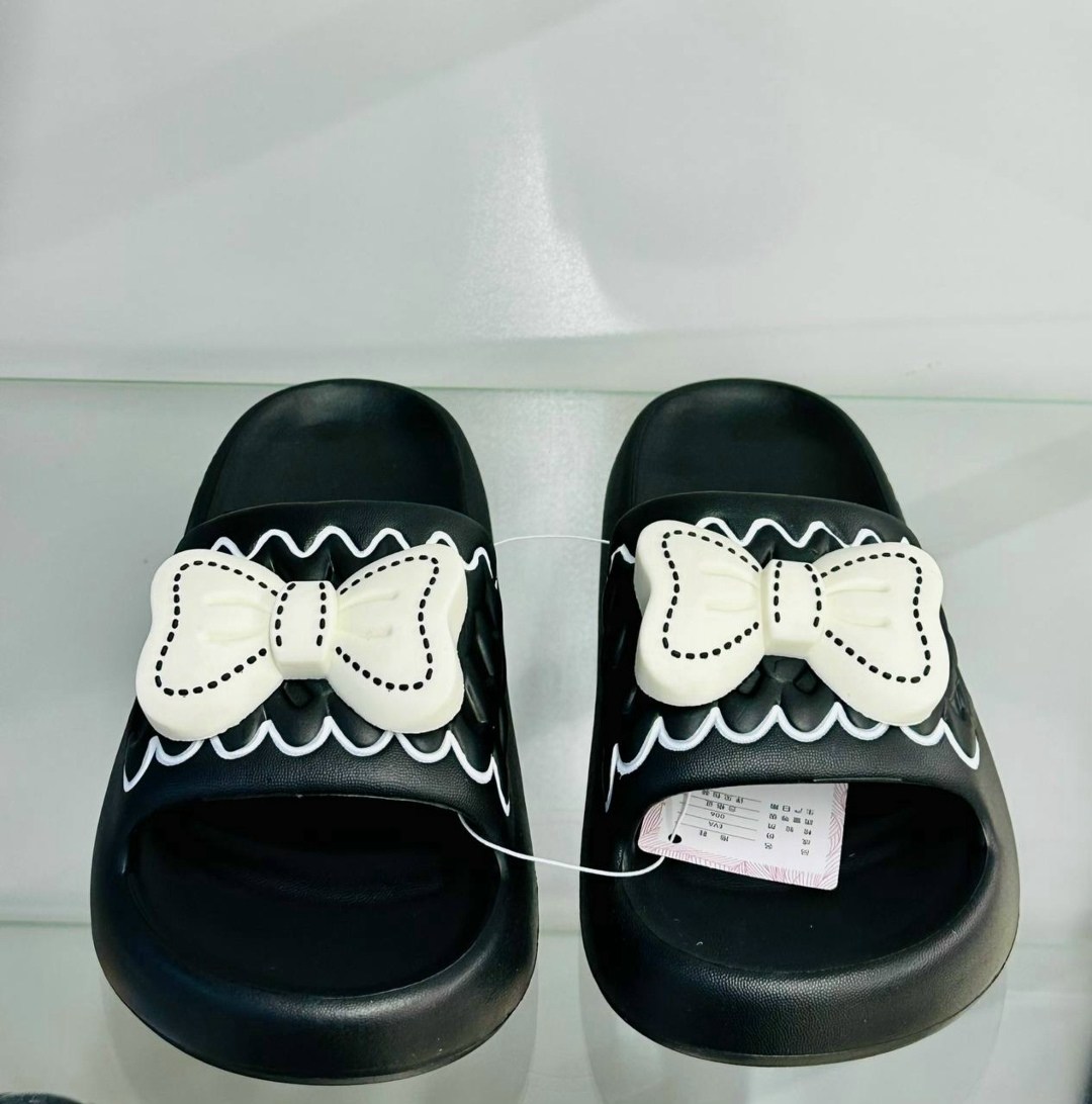 обувь,шлепанцы женские,тапки модные,женские тапки,тапочки модные