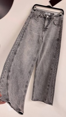 Джинсы