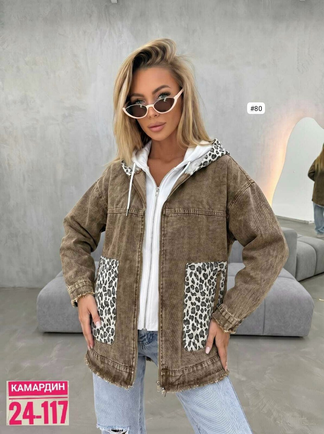 женская джинсовая куртка,джинсовая куртка,джинсовая куртка с капюшоном,женская джинсовая куртка с капюшоном,куртка женская