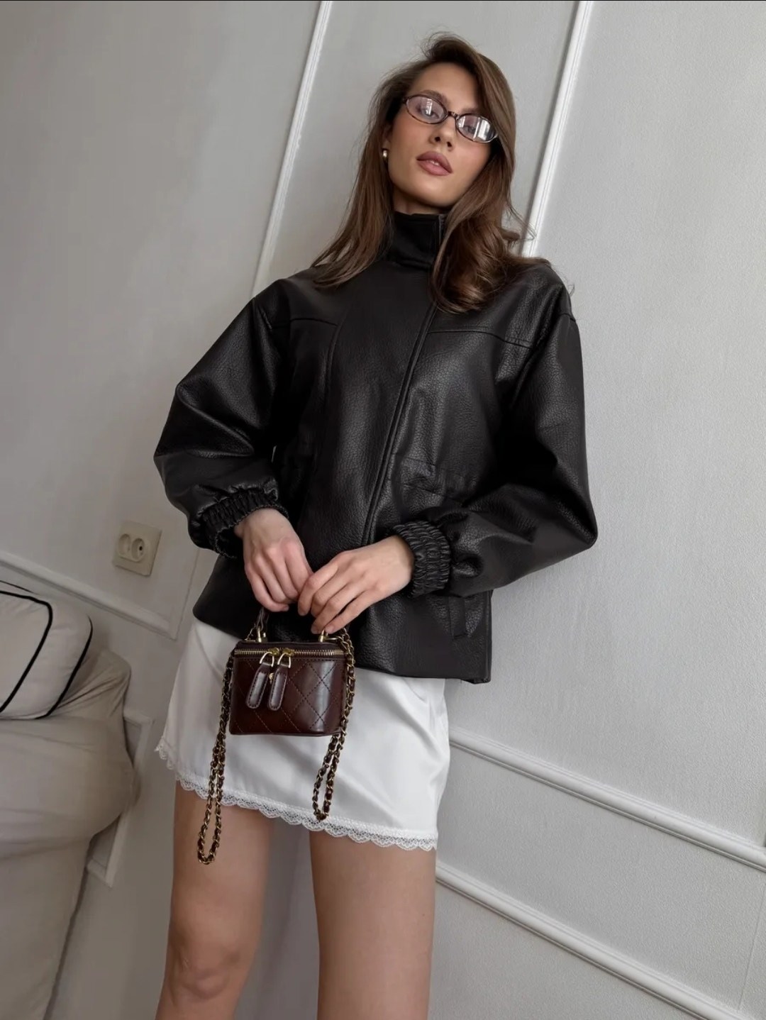 бомбер из экокожи женский,куртка бомбер из экокожи,кожаная женская куртка,куртка из экокожи,куртка бомбер из экокожи emberens