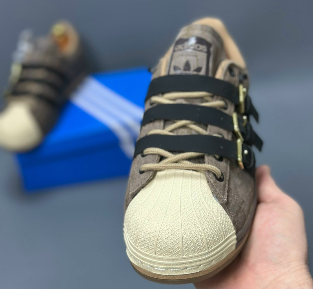 кроссовки adidas superstar,кроссовки adidas superstar rabbit hole brown,,кроссовки melting sadness x originals superstar karoro hole adidas коричневый,кроссовки adidas