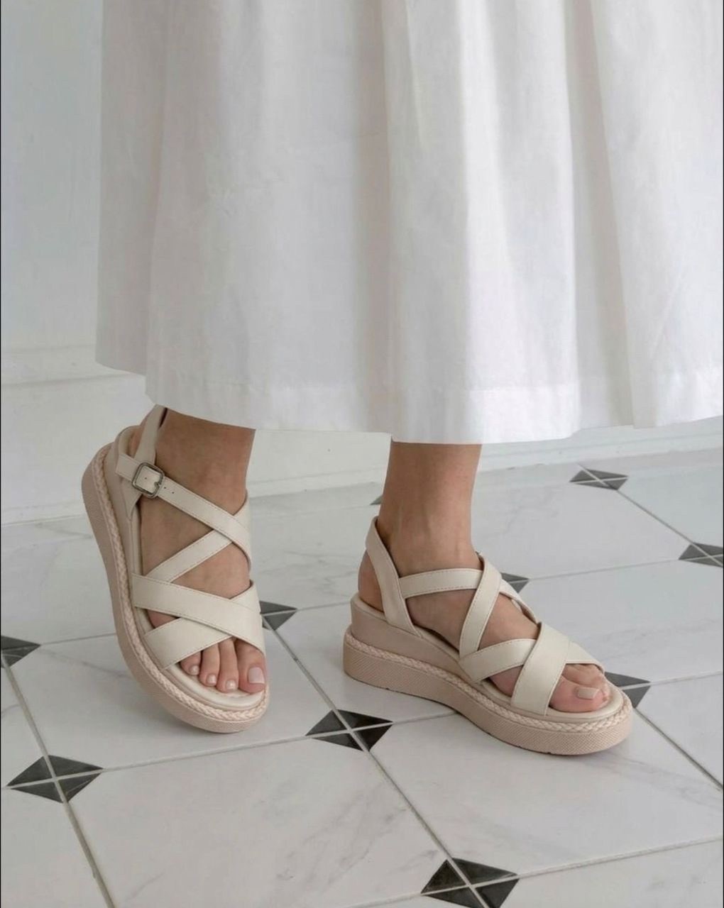 босоножки женские,сандали босоножки,босоножки на платформе,,стильные босоножки