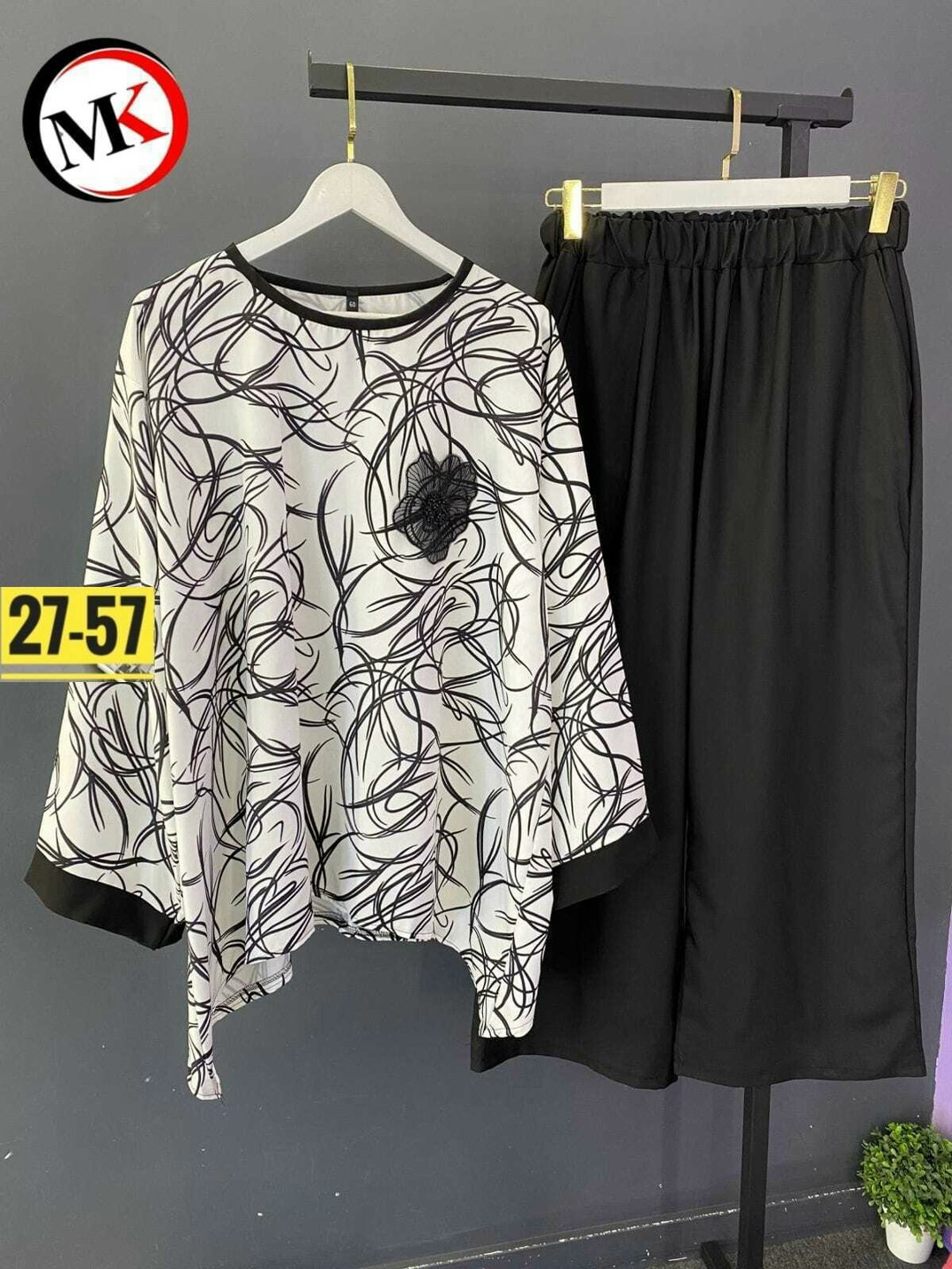 женский костюм,брючный костюм женский,костюм с брюками,,костюм классический