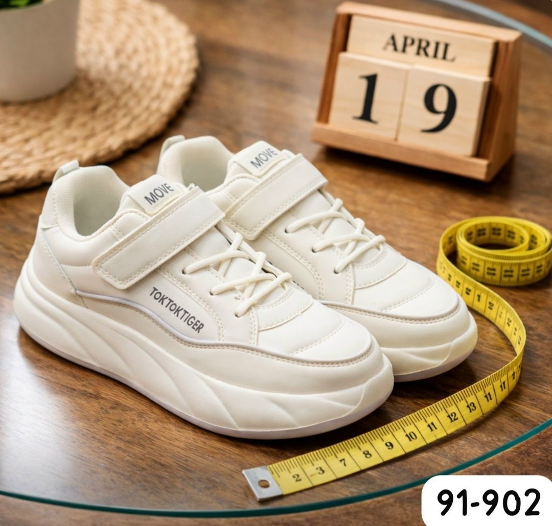 ,женские кроссовки,кроссовки мальчику,спортивная ,повседневные кроссовки