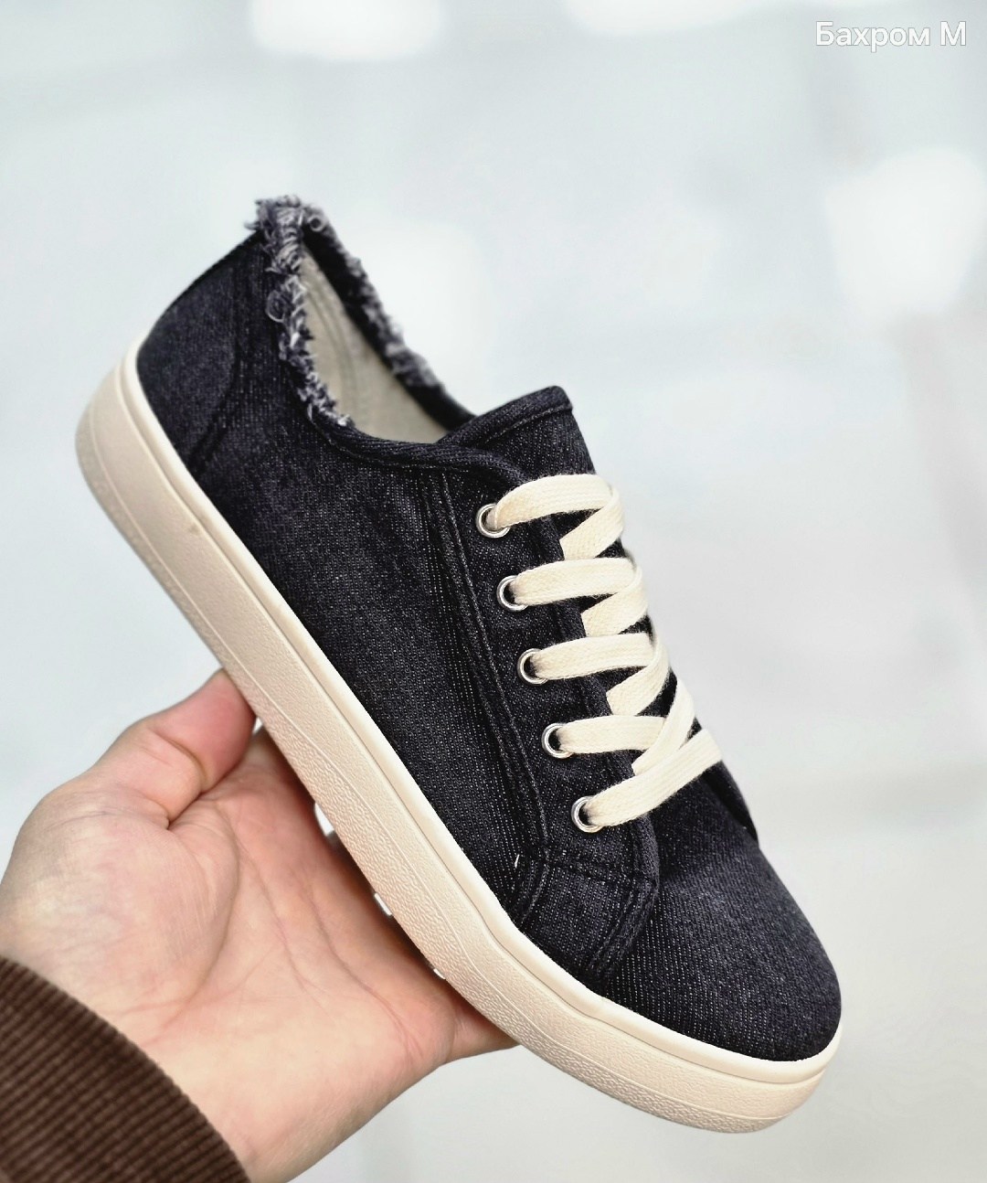 ,повседневные кроссовки,кроссовки кеды,джинсовые кроссовки,спортивная
