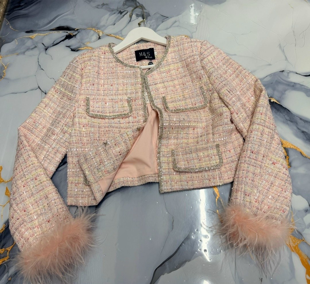 твидовый костюм женский,твидовые костюмы,твидовый костюм с юбкой,шанель твидовый костюм,твидовый костюм розовый